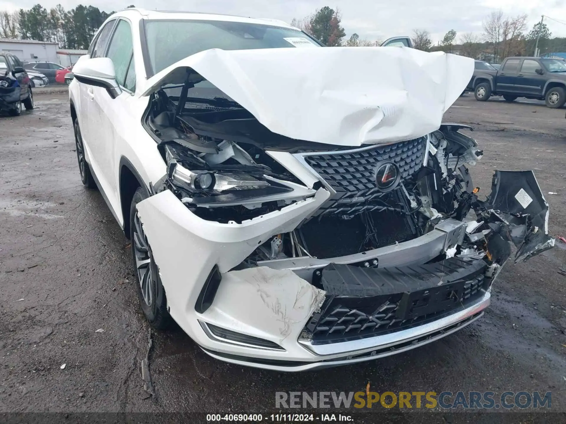 6 Photograph of a damaged car 2T2HZMDA2LC233399 LEXUS RX 350 2020