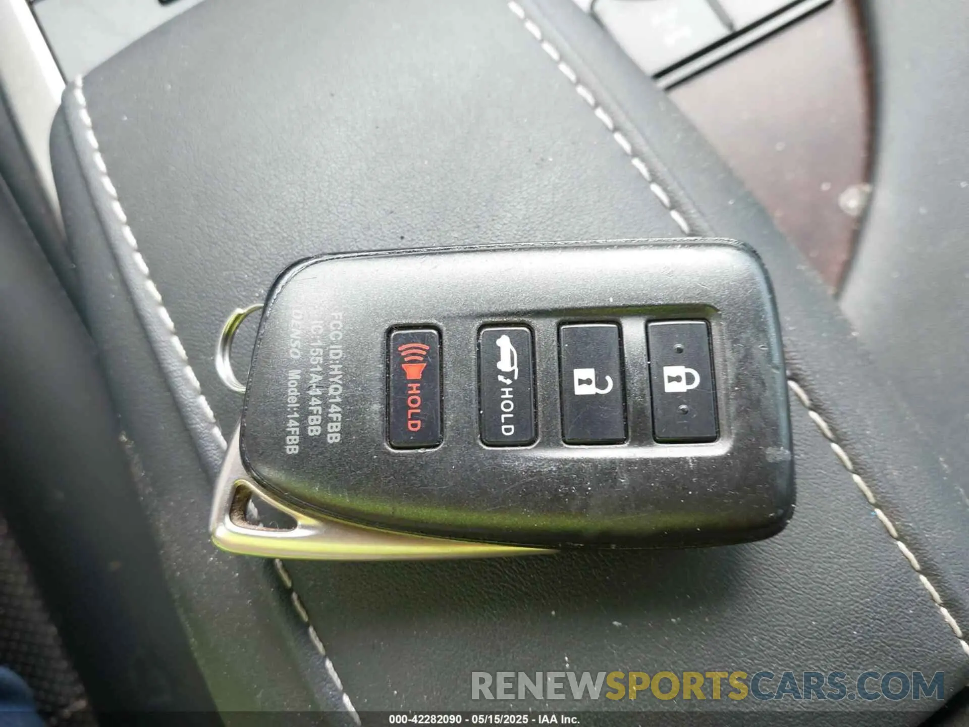 11 Photograph of a damaged car 2T2HZMDA6LC219456 LEXUS RX 350 2020
