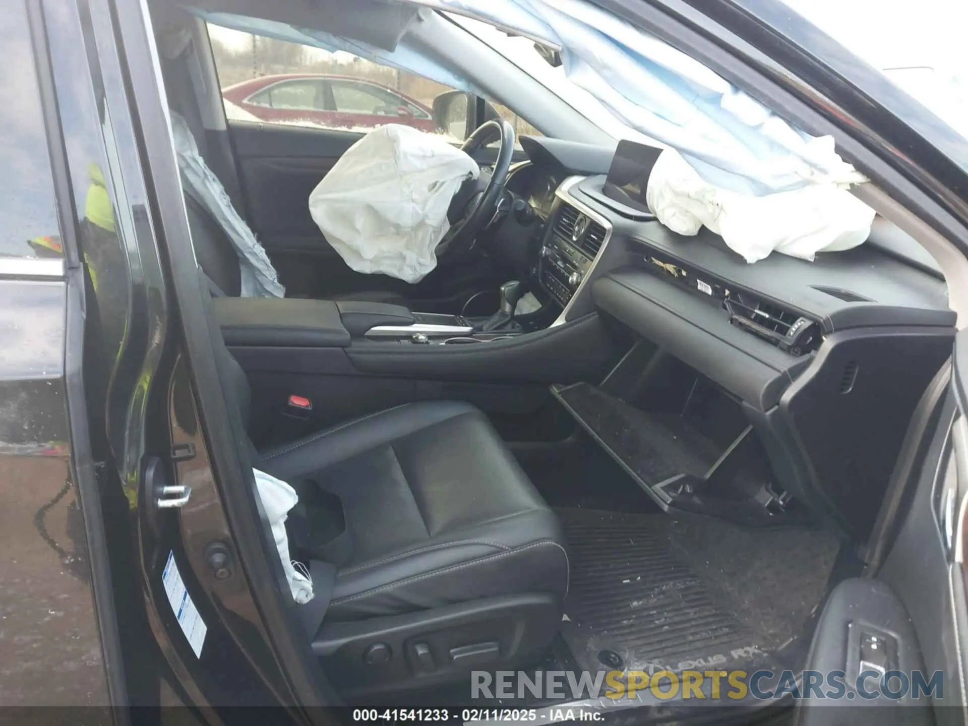 5 Photograph of a damaged car 2T2HZMDA6LC226293 LEXUS RX 350 2020