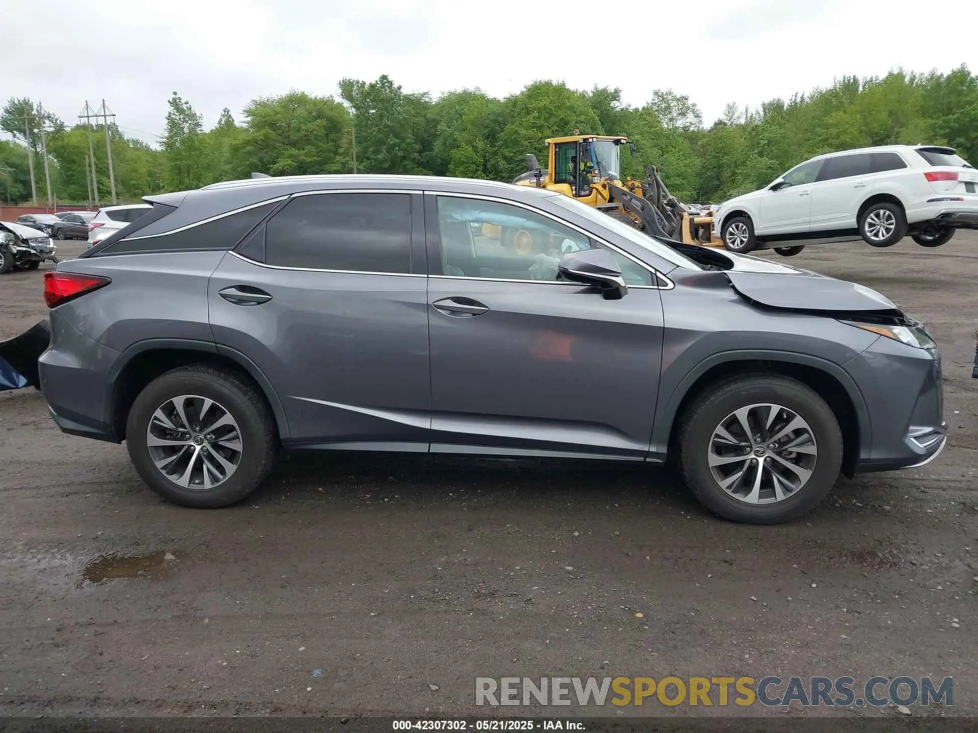 13 Photograph of a damaged car 2T2HZMDA7LC227405 LEXUS RX 350 2020