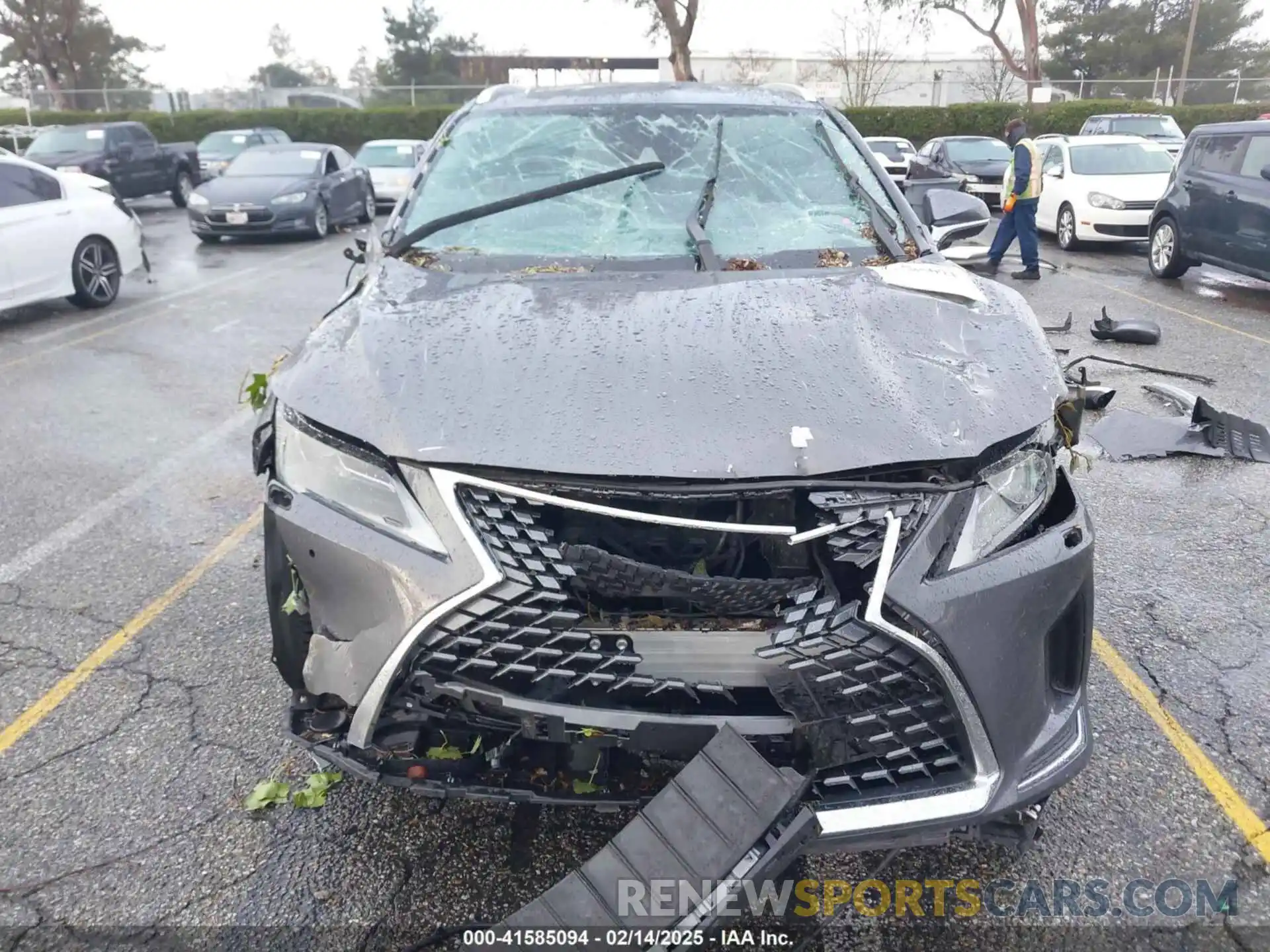 13 Photograph of a damaged car 2T2HZMDA9LC222528 LEXUS RX 350 2020