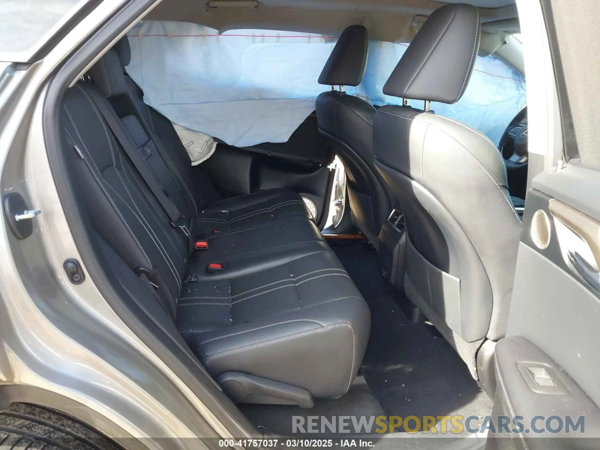 8 Photograph of a damaged car 2T2JZMDA8LC248183 LEXUS RX 350 2020