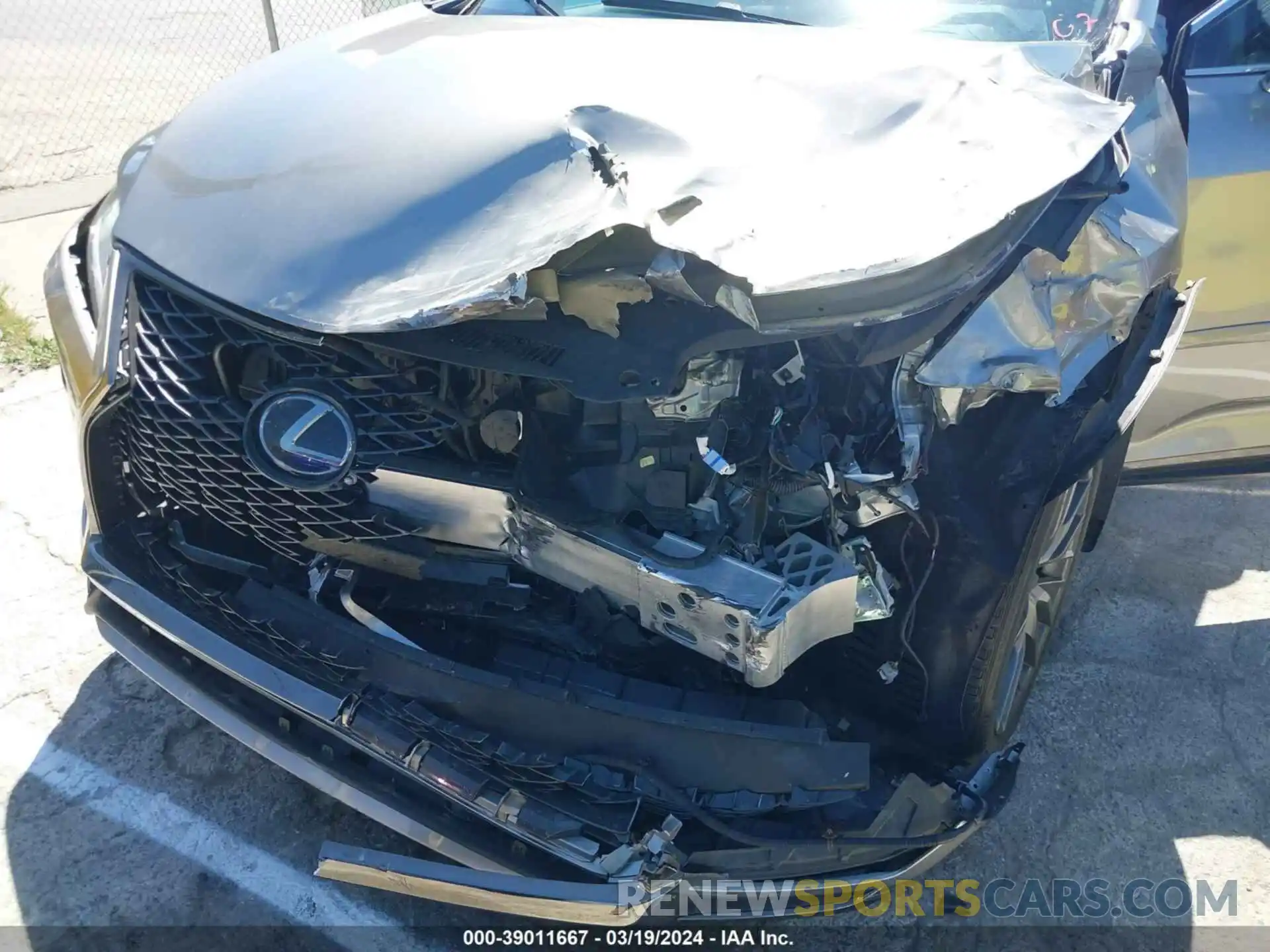 6 Photograph of a damaged car 2T2SZMDA9LC219263 LEXUS RX 350 2020