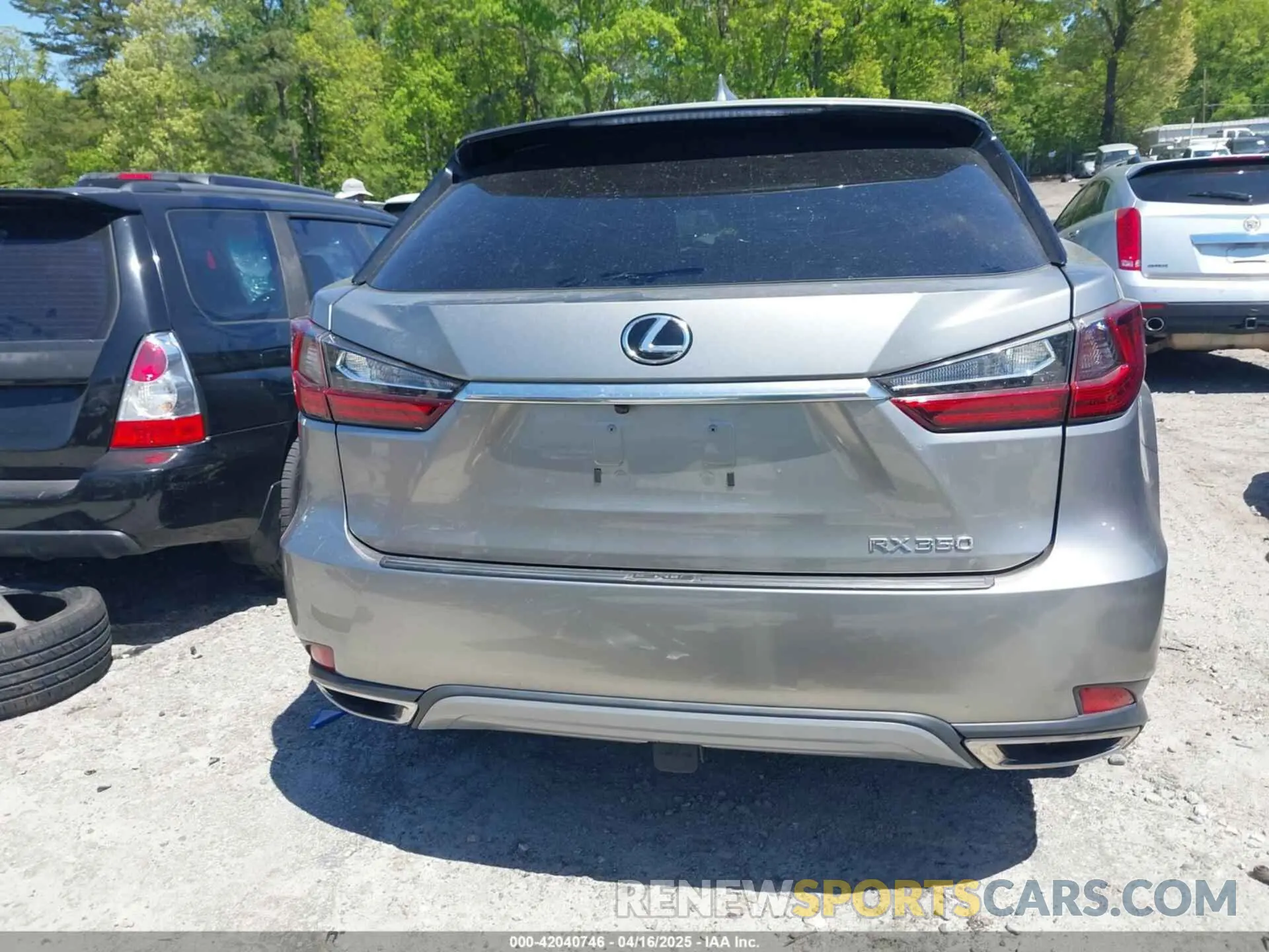 16 Photograph of a damaged car 2T2AZMAA0MC212980 LEXUS RX 350 2021