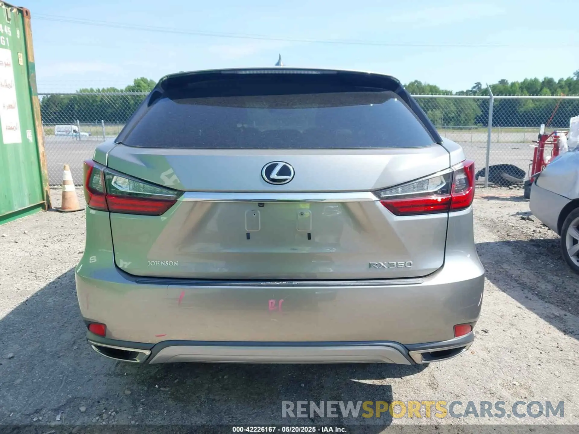 16 Photograph of a damaged car 2T2AZMAA3MC186617 LEXUS RX 350 2021