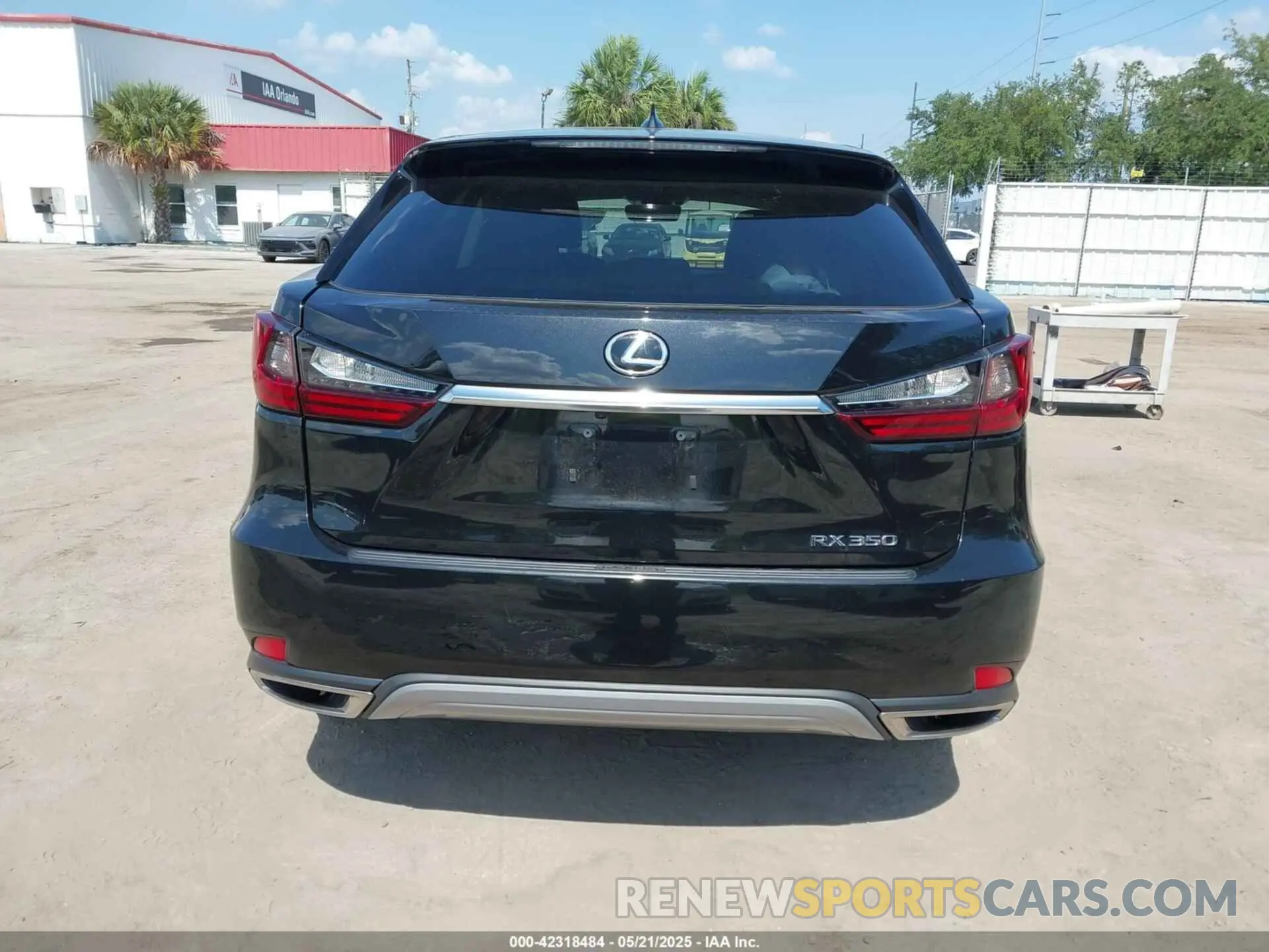 16 Photograph of a damaged car 2T2AZMAA7MC206447 LEXUS RX 350 2021