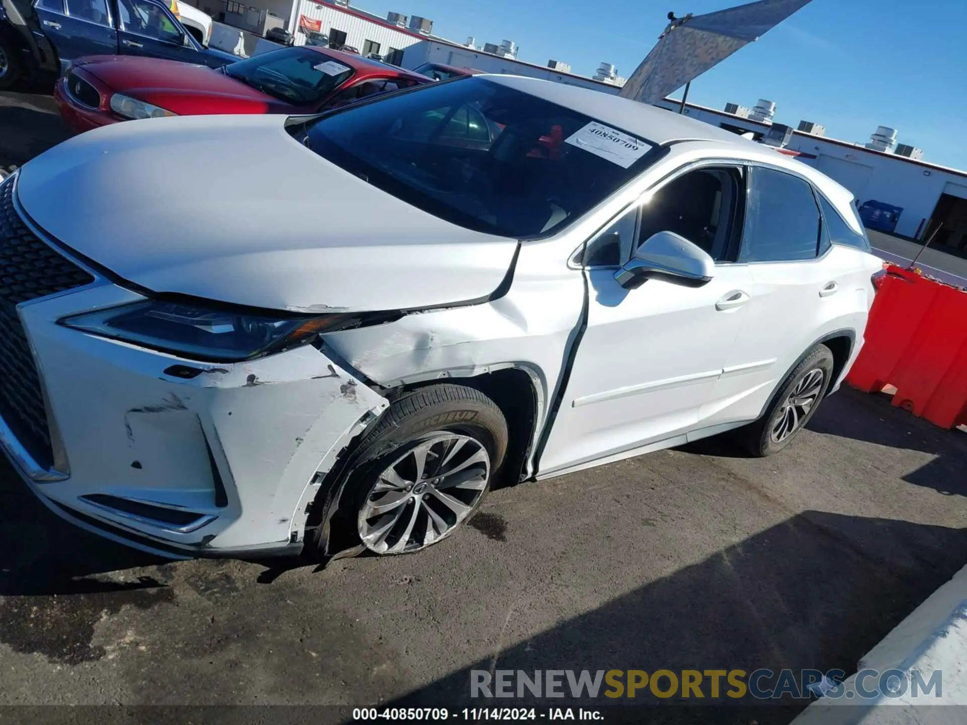 6 Photograph of a damaged car 2T2AZMDA8MC266751 LEXUS RX 350 2021