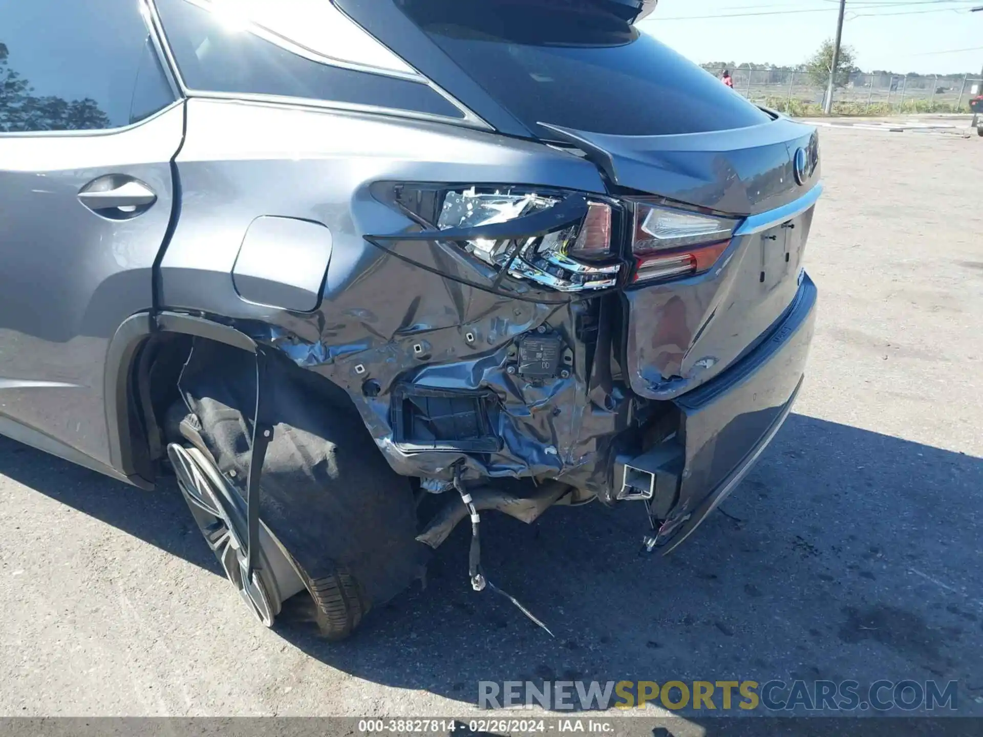 6 Photograph of a damaged car 2T2HZMAA3MC197227 LEXUS RX 350 2021