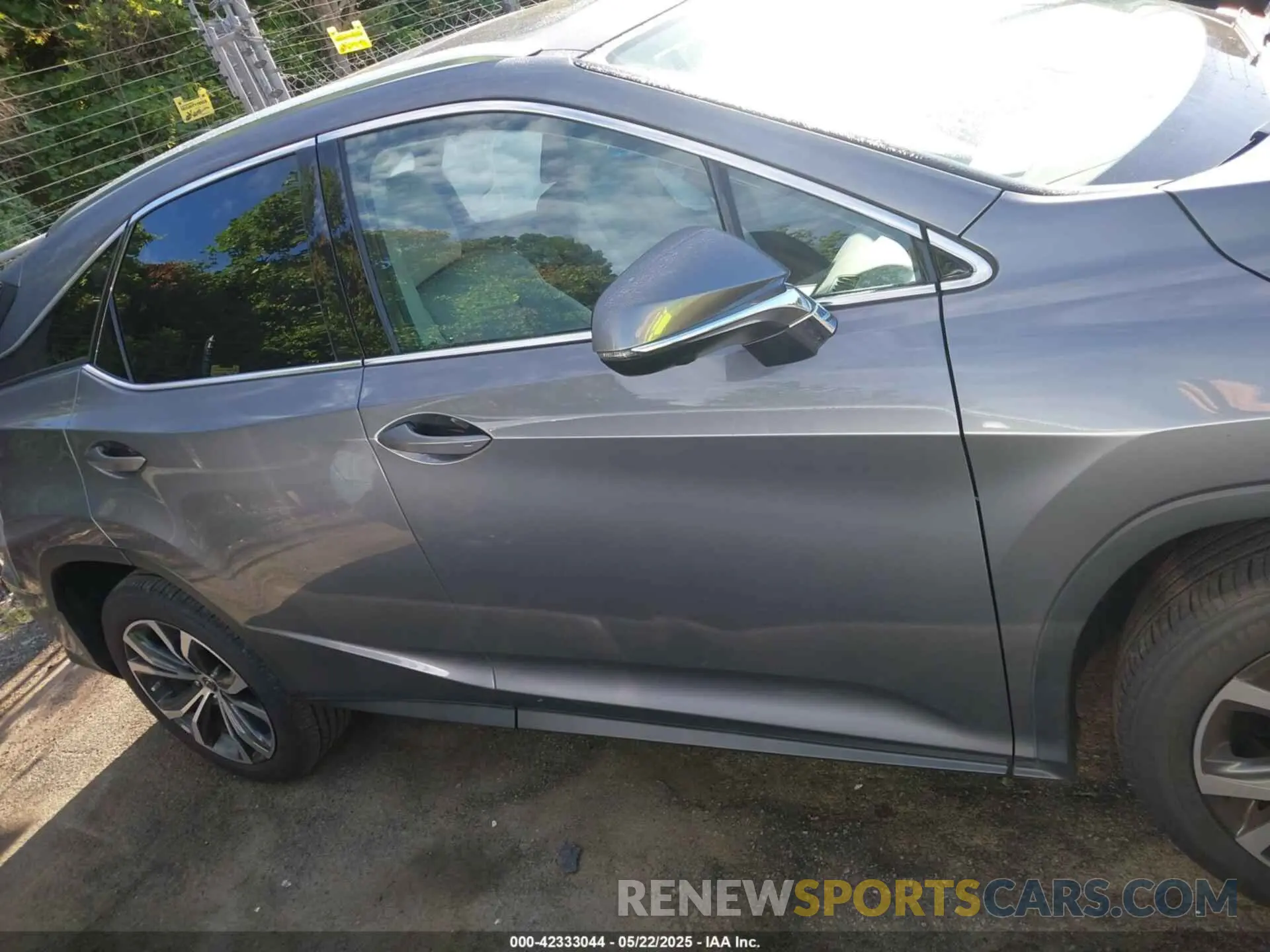 13 Photograph of a damaged car 2T2HZMAA4MC202161 LEXUS RX 350 2021