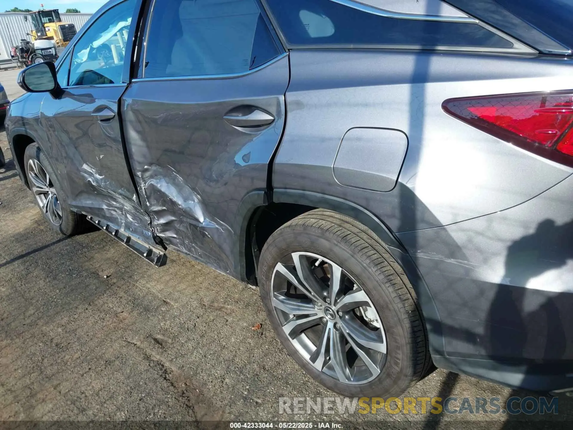 17 Photograph of a damaged car 2T2HZMAA4MC202161 LEXUS RX 350 2021