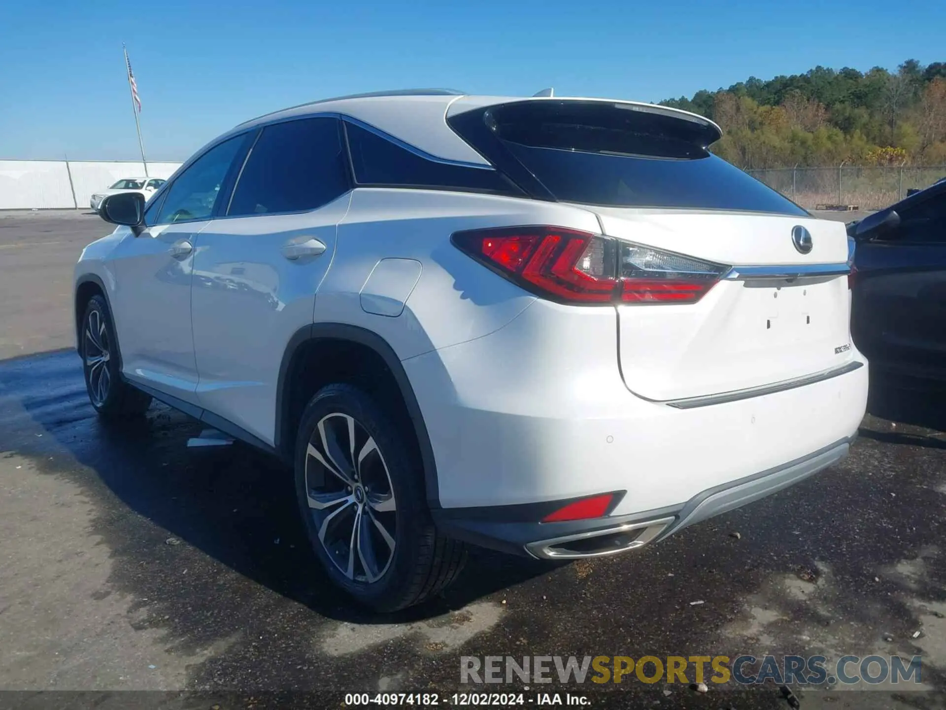3 Photograph of a damaged car 2T2HZMAA7MC184657 LEXUS RX 350 2021