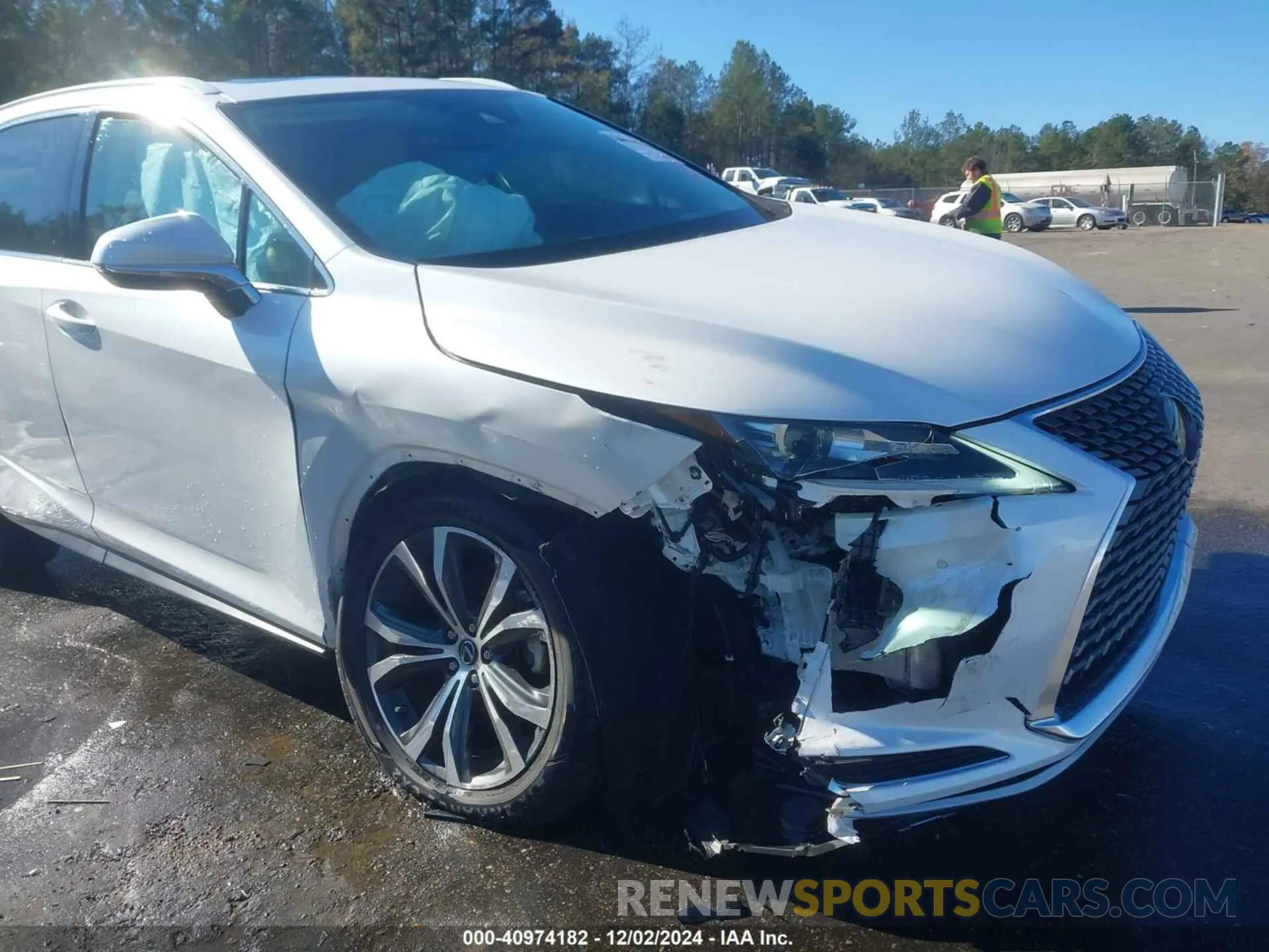 6 Photograph of a damaged car 2T2HZMAA7MC184657 LEXUS RX 350 2021