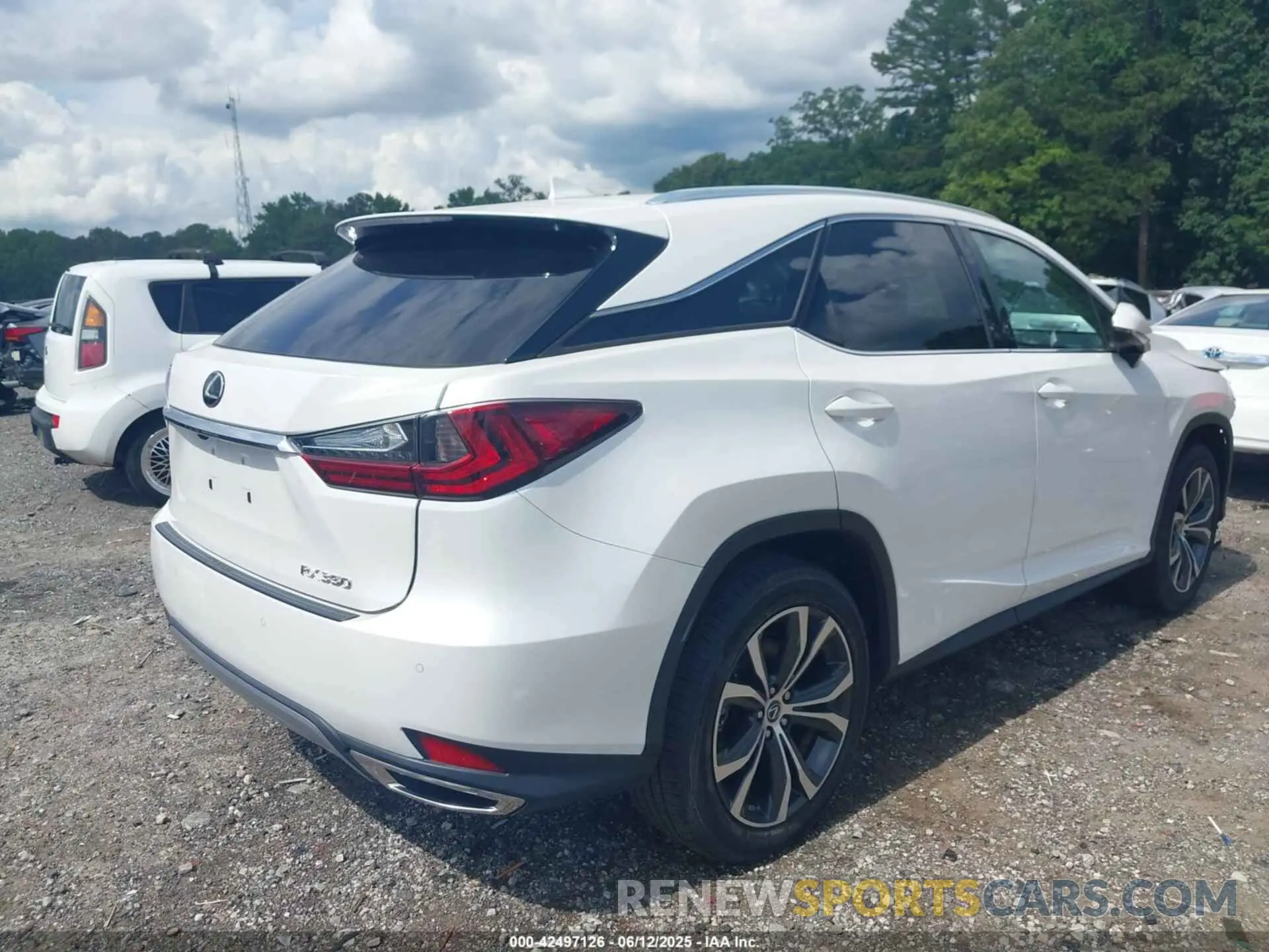 4 Photograph of a damaged car 2T2HZMAA8MC191147 LEXUS RX 350 2021
