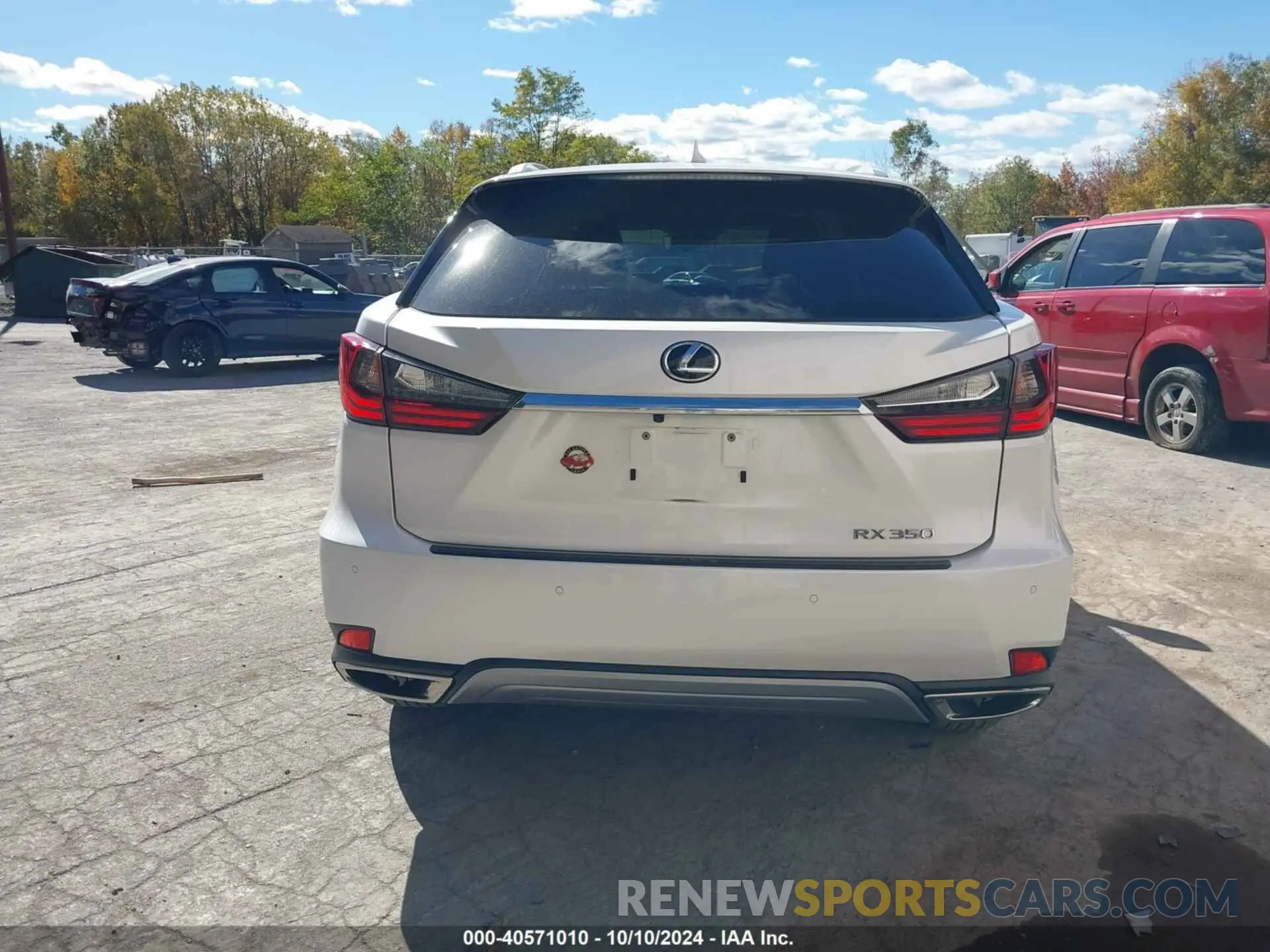 16 Photograph of a damaged car 2T2HZMDA5MC290682 LEXUS RX 350 2021