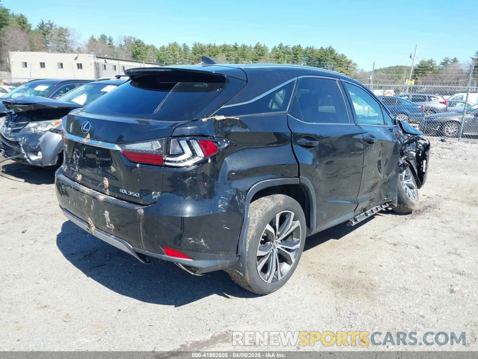 4 Photograph of a damaged car 2T2HZMDA6MC267282 LEXUS RX 350 2021