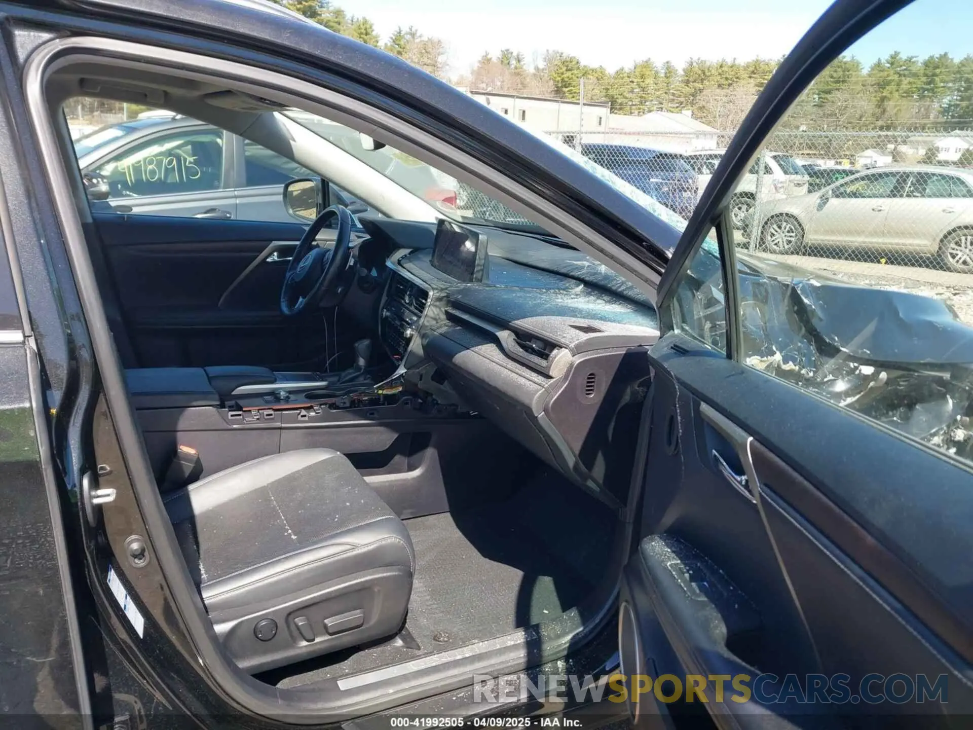 5 Photograph of a damaged car 2T2HZMDA6MC267282 LEXUS RX 350 2021
