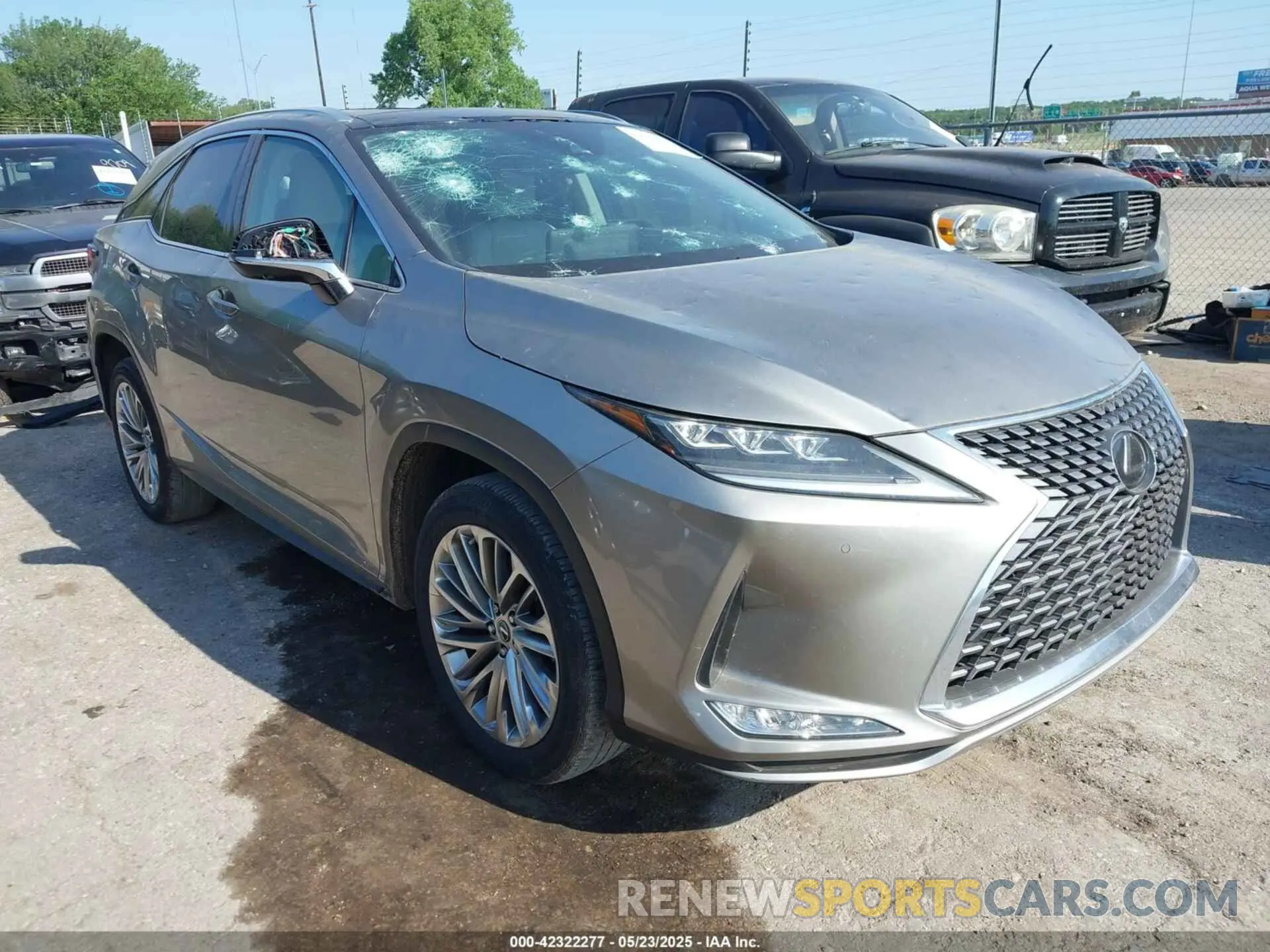 1 Photograph of a damaged car 2T2JZMDA7MC276199 LEXUS RX 350 2021