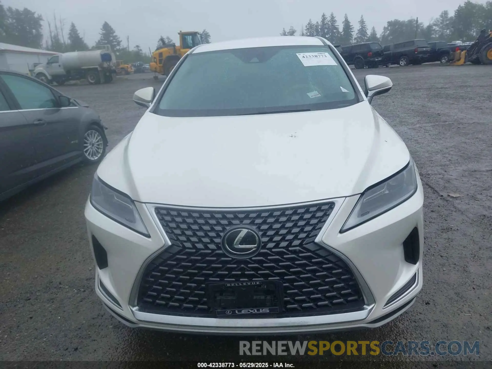 13 Photograph of a damaged car 2T2AZMDA4NC338692 LEXUS RX 350 2022