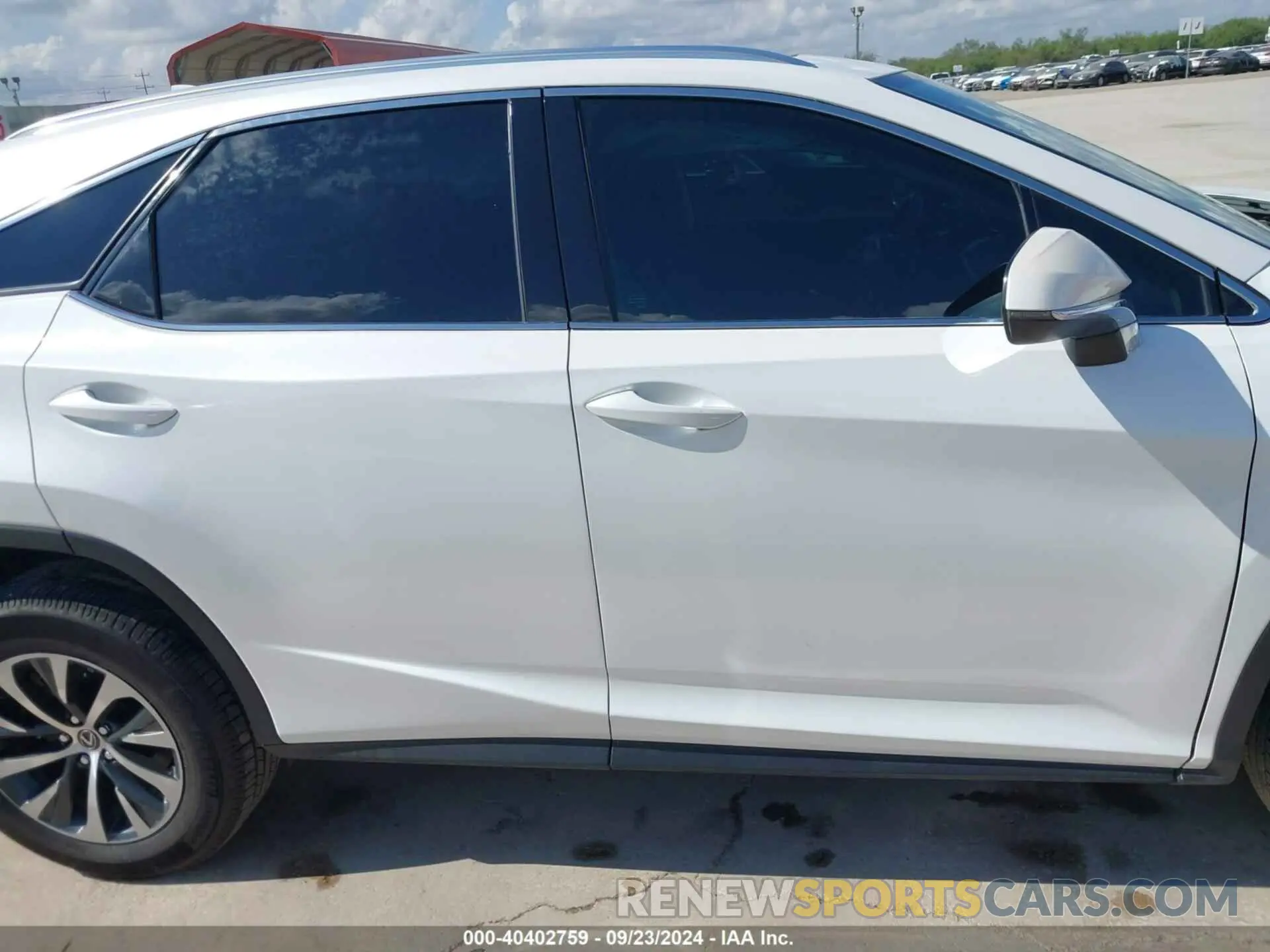 14 Photograph of a damaged car 2T2HZMAA2NC237881 LEXUS RX 350 2022