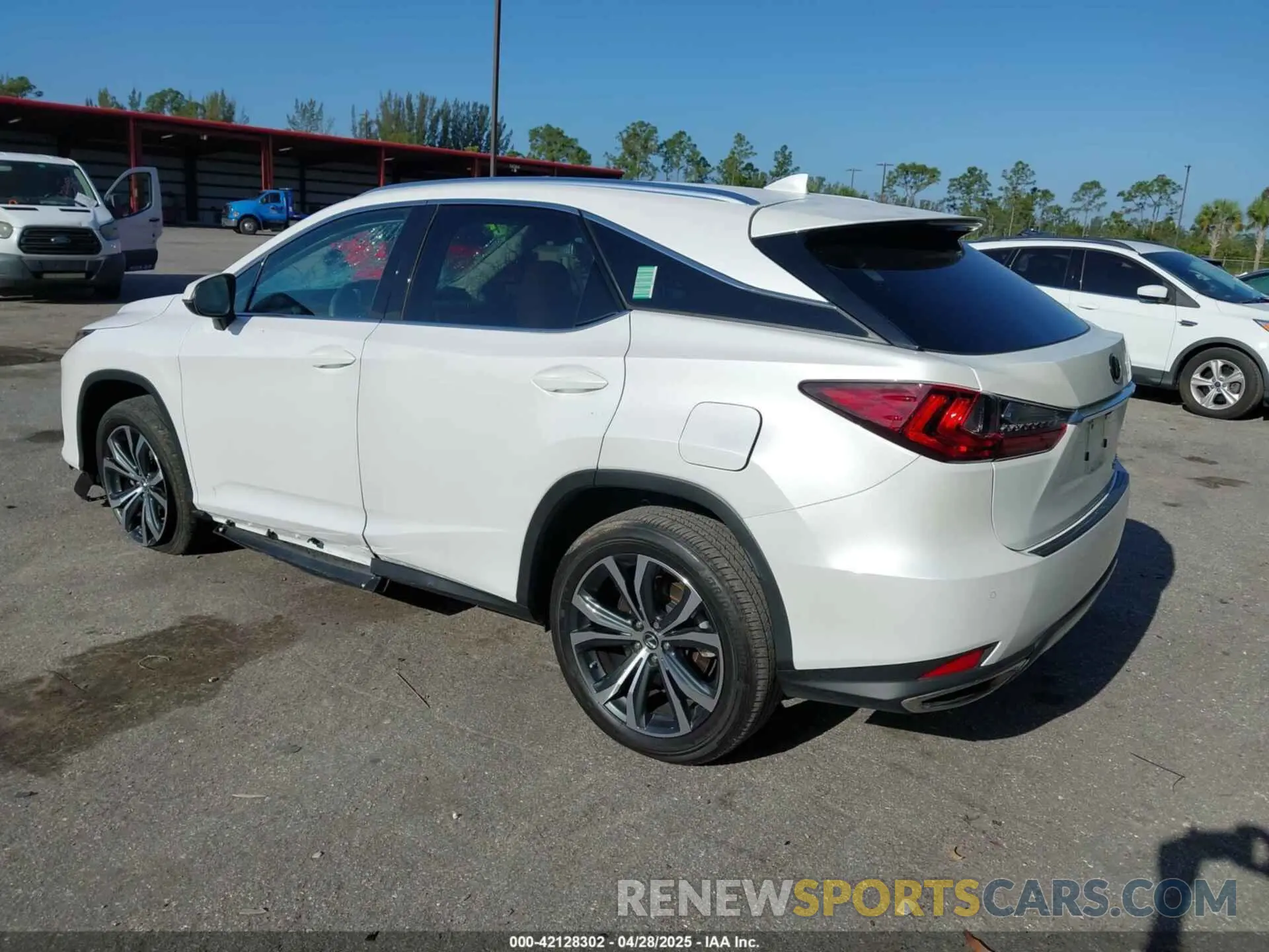 3 Photograph of a damaged car 2T2HZMAA2NC241719 LEXUS RX 350 2022