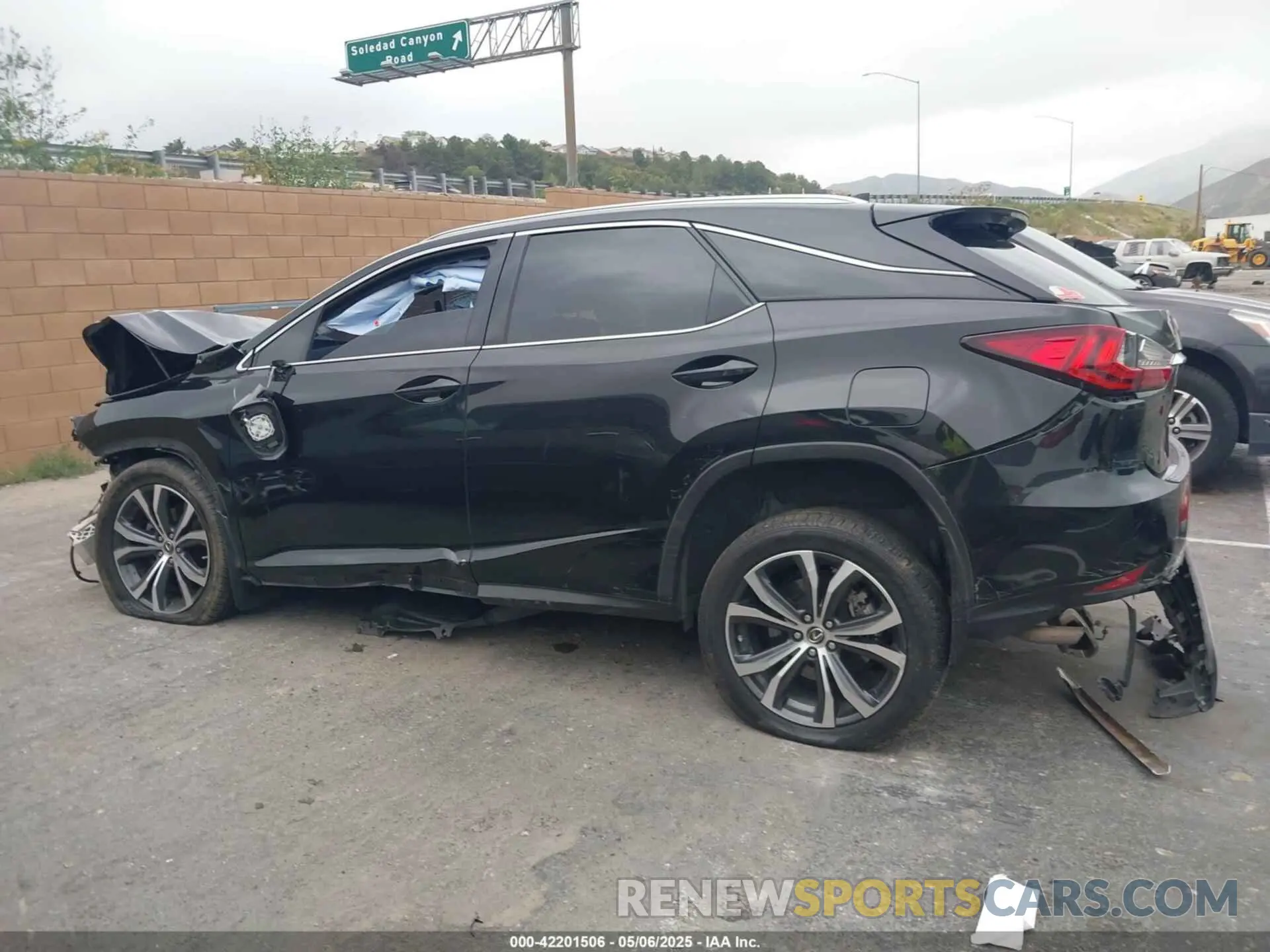13 Photograph of a damaged car 2T2HZMAA3NC255337 LEXUS RX 350 2022