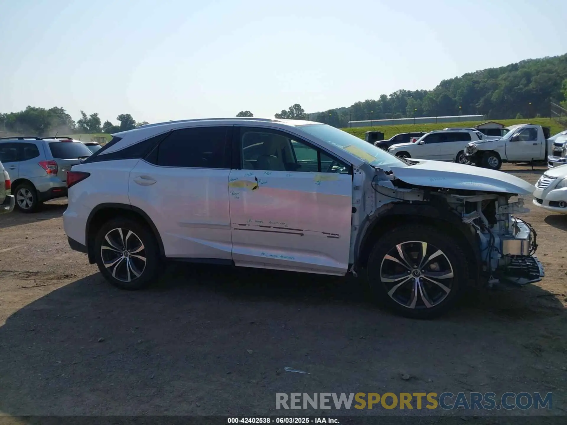 14 Photograph of a damaged car 2T2HZMAA5NC242704 LEXUS RX 350 2022