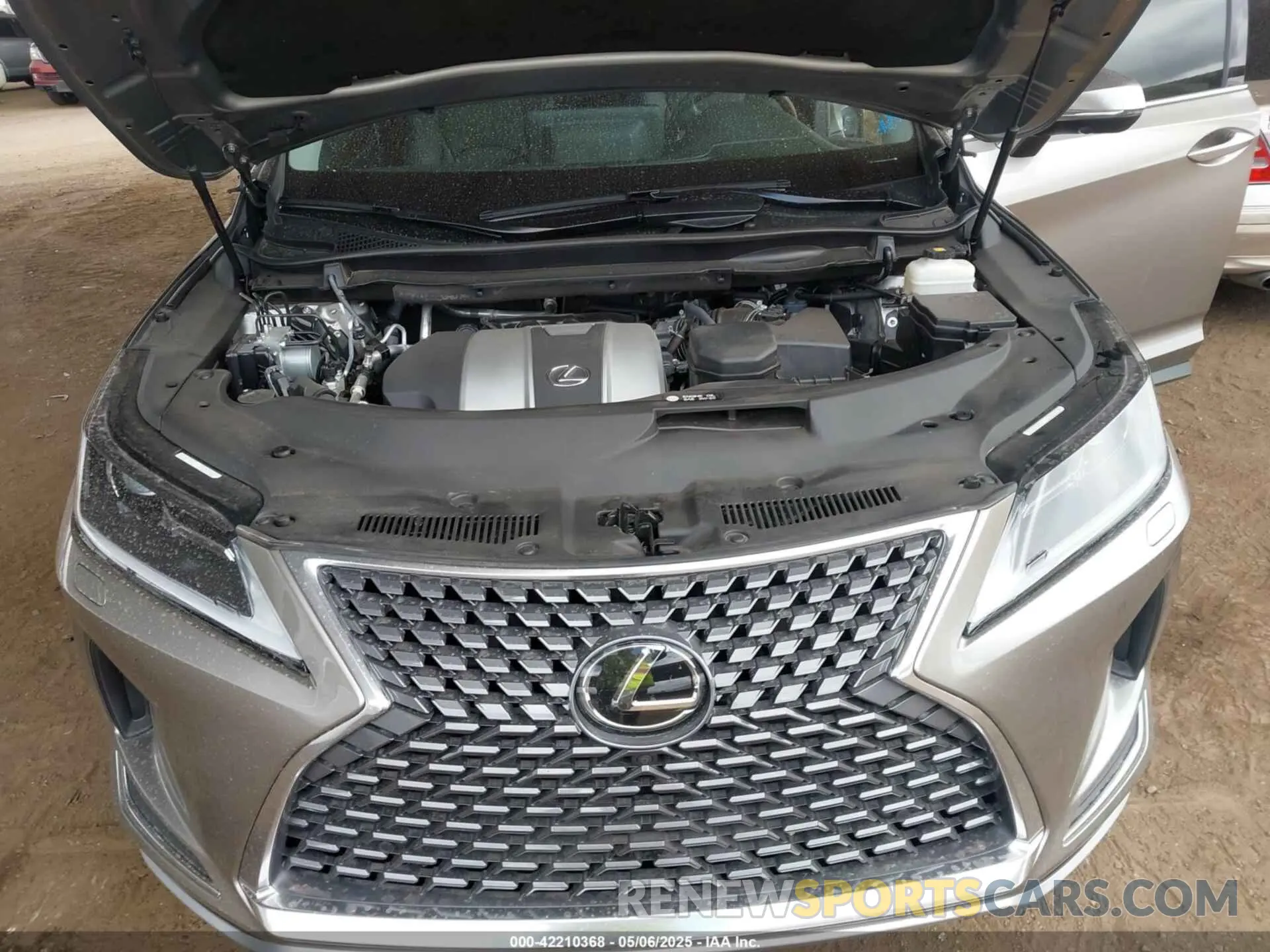 10 Photograph of a damaged car 2T2HZMAA6NC232022 LEXUS RX 350 2022