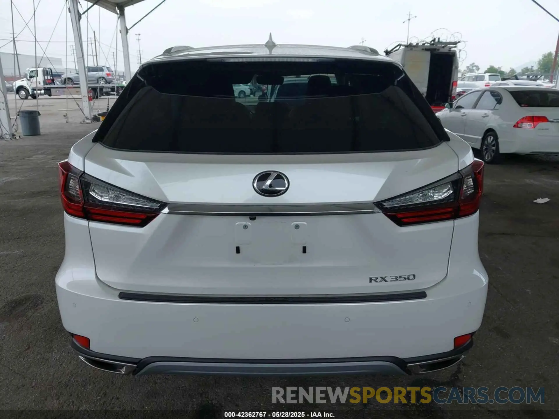 16 Photograph of a damaged car 2T2HZMAA6NC246275 LEXUS RX 350 2022