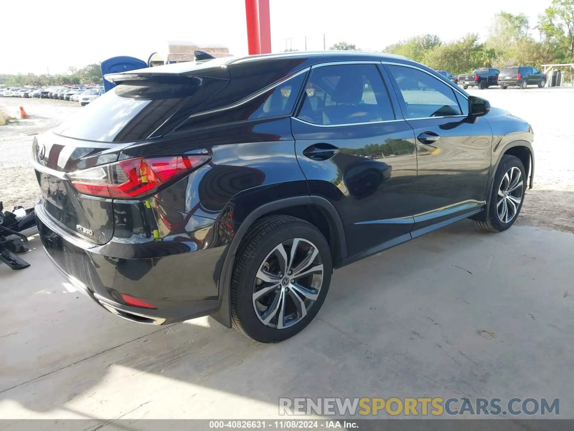 4 Photograph of a damaged car 2T2HZMAA8NC254636 LEXUS RX 350 2022