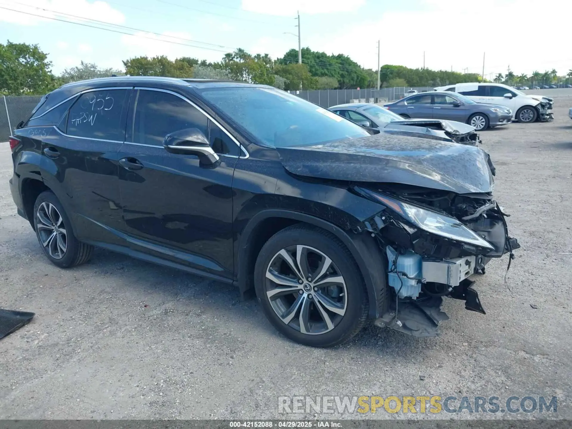1 Photograph of a damaged car 2T2HZMAA9NC240955 LEXUS RX 350 2022