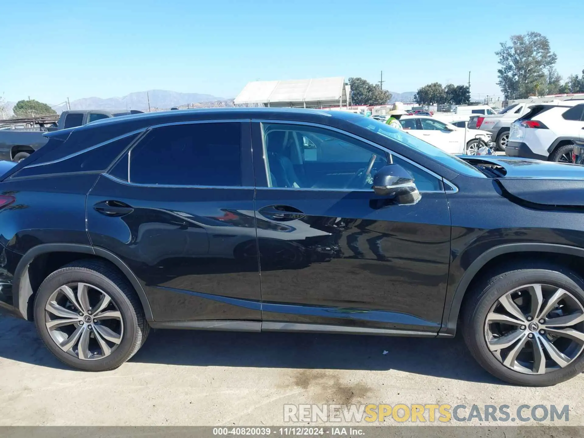 14 Photograph of a damaged car 2T2HZMAAXNC239264 LEXUS RX 350 2022