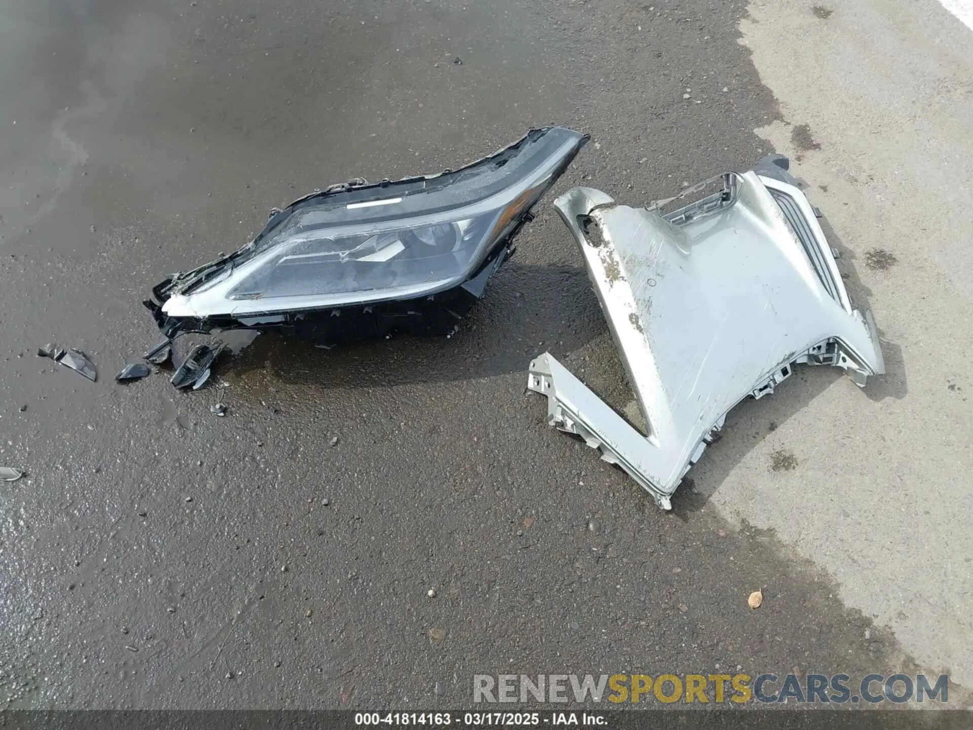 11 Photograph of a damaged car 2T2HZMDA4NC349643 LEXUS RX 350 2022