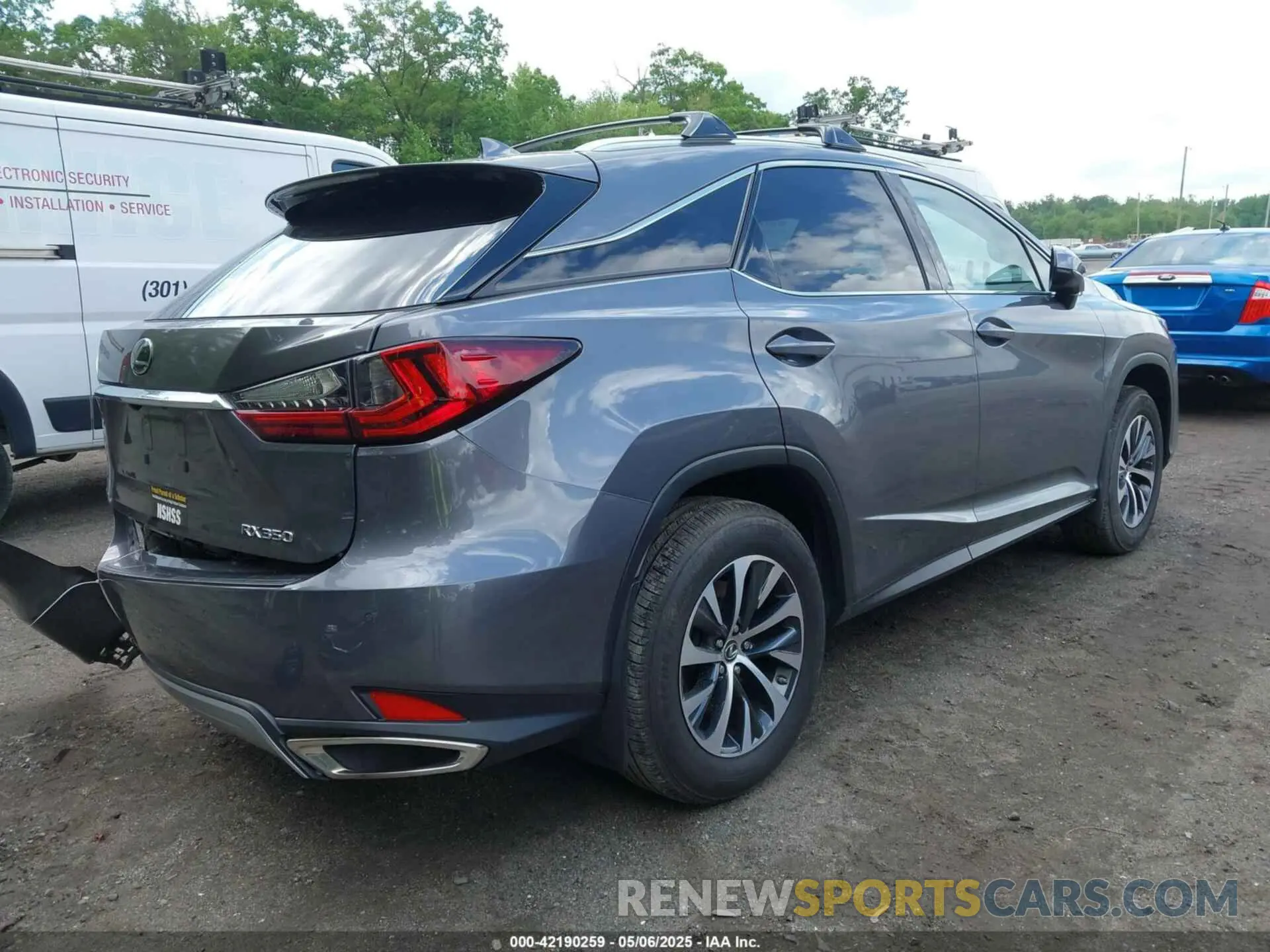 4 Photograph of a damaged car 2T2HZMDA8NC313731 LEXUS RX 350 2022