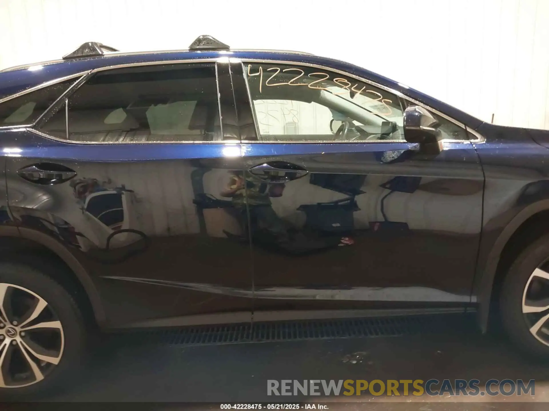 13 Photograph of a damaged car 2T2HZMDA8NC358264 LEXUS RX 350 2022