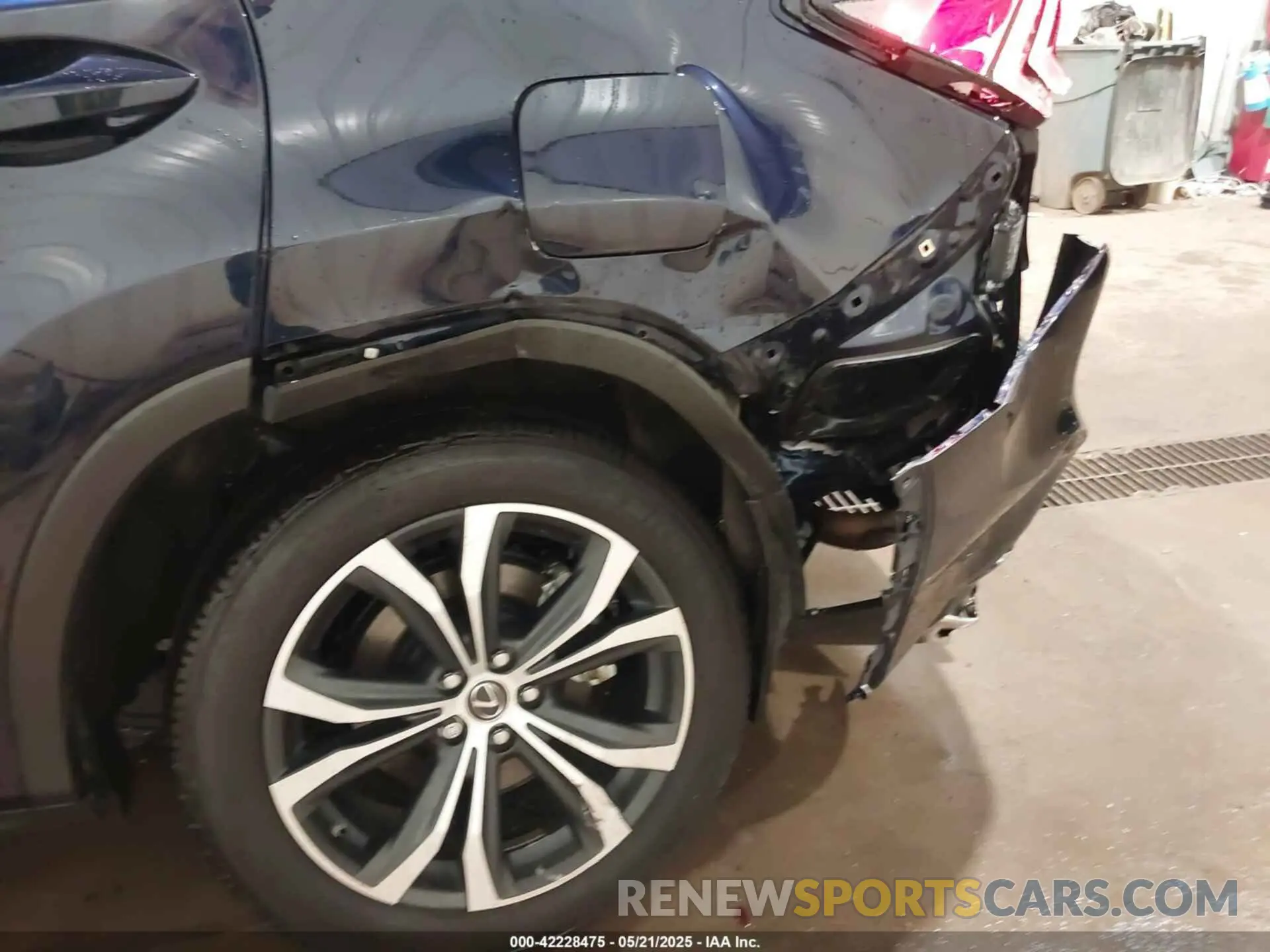 6 Photograph of a damaged car 2T2HZMDA8NC358264 LEXUS RX 350 2022