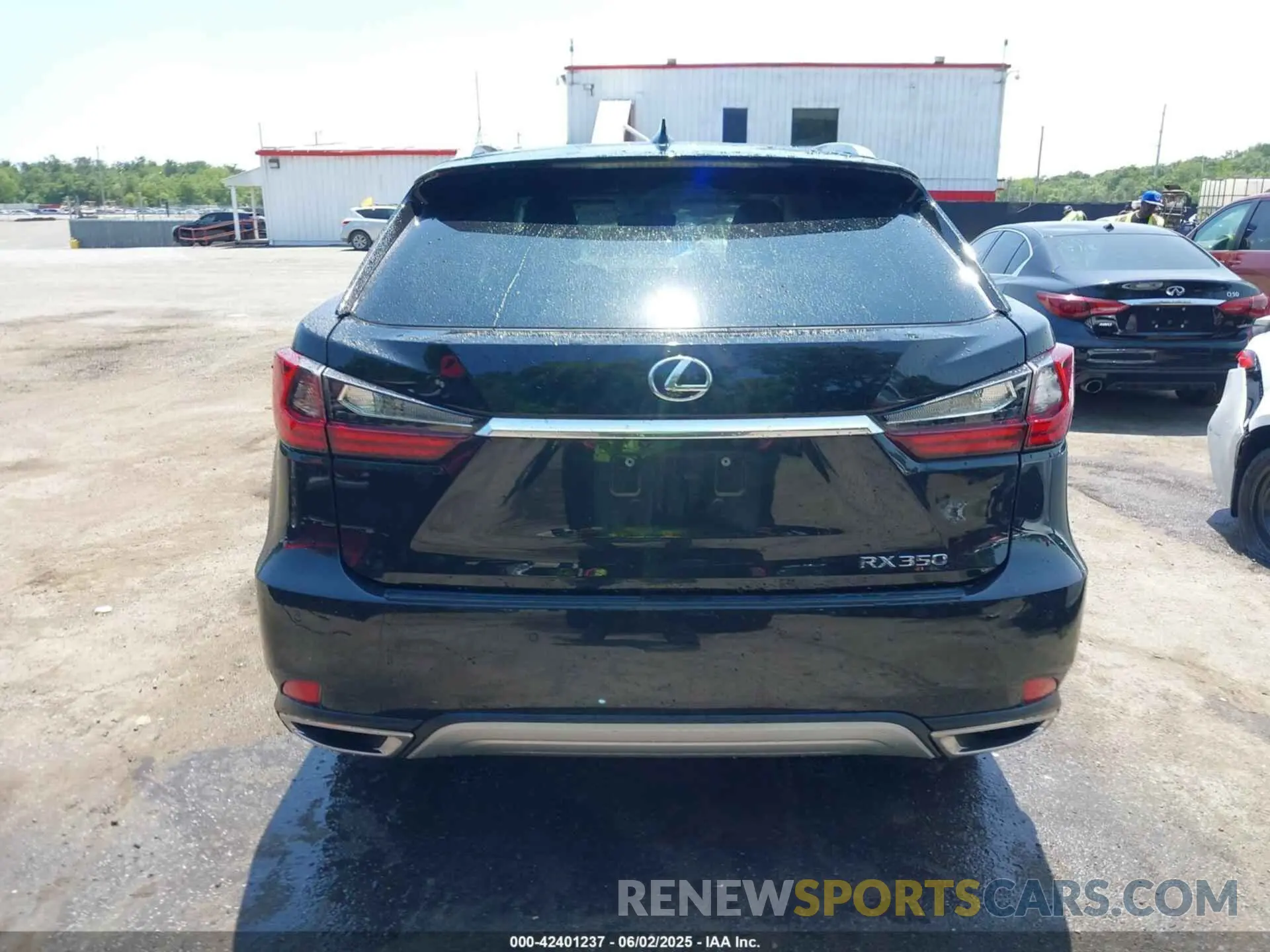 16 Photograph of a damaged car 2T2HZMDA9NC323734 LEXUS RX 350 2022