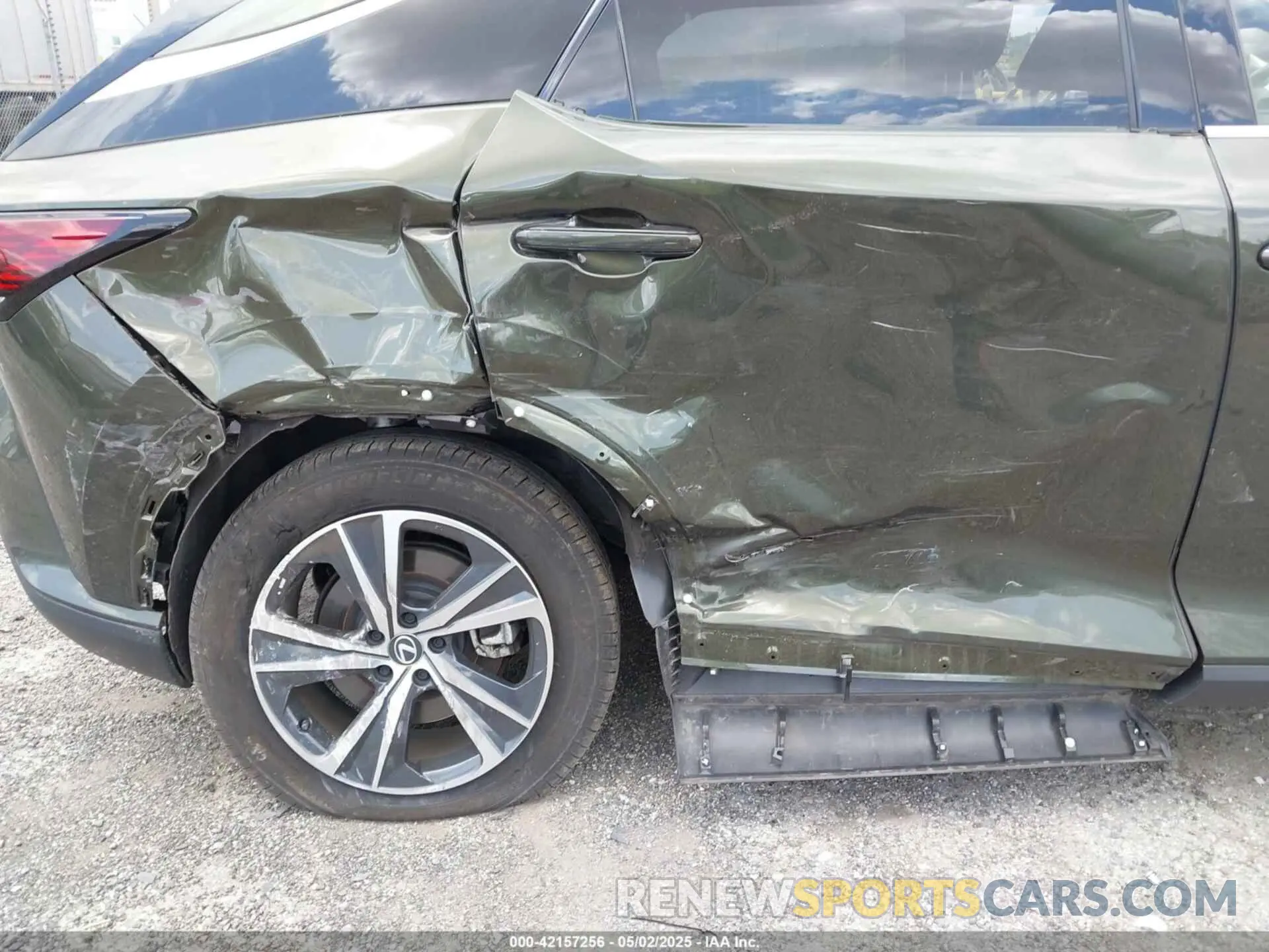 6 Photograph of a damaged car 2T2BAMCA0PC037272 LEXUS RX 350 2023