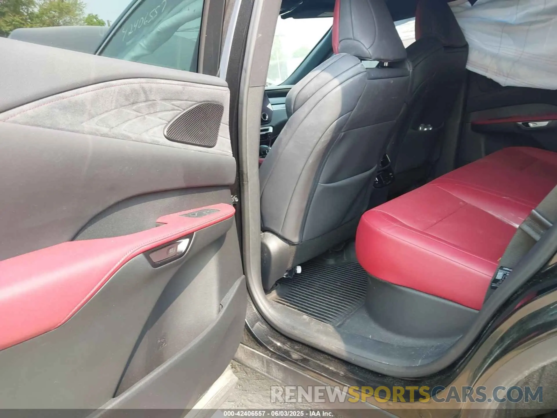 8 Photograph of a damaged car 2T2BAMCA3PC019333 LEXUS RX 350 2023