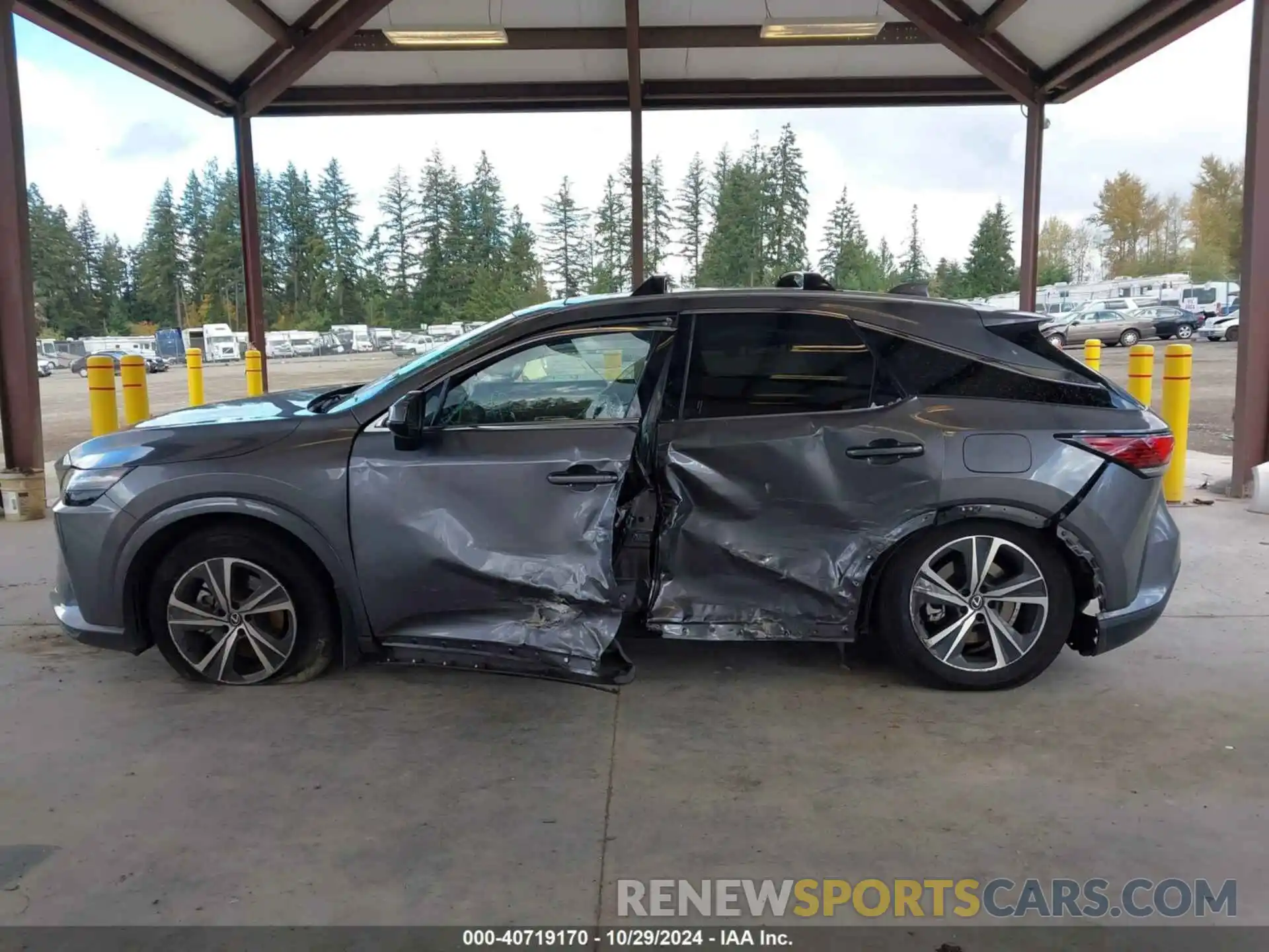 14 Photograph of a damaged car 2T2BAMCA3PC024936 LEXUS RX 350 2023