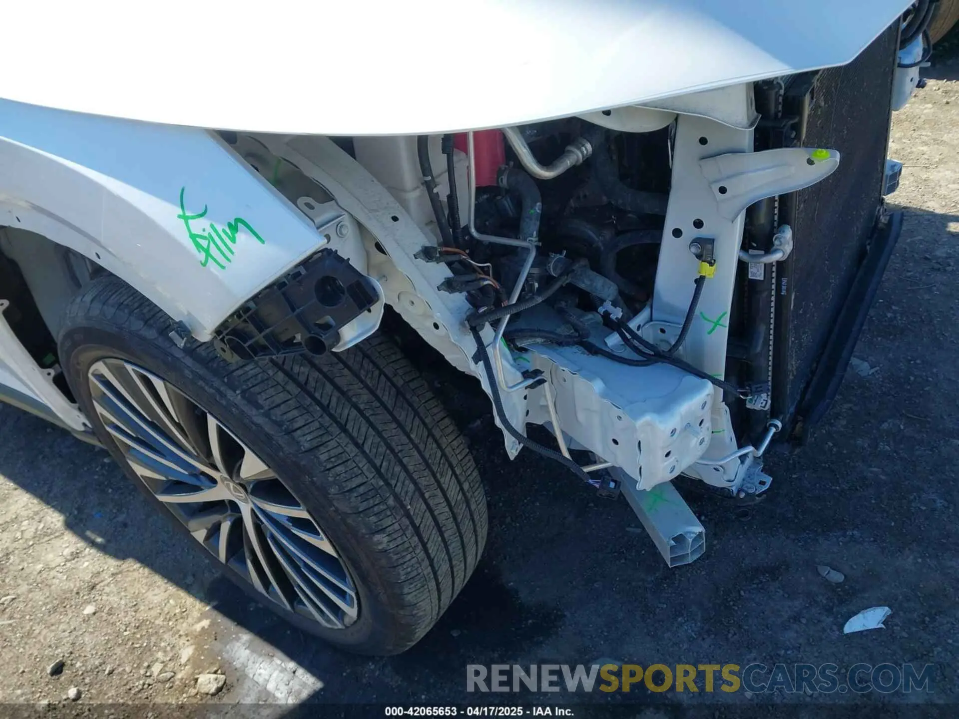 17 Photograph of a damaged car 2T2BAMCA5PC011069 LEXUS RX 350 2023