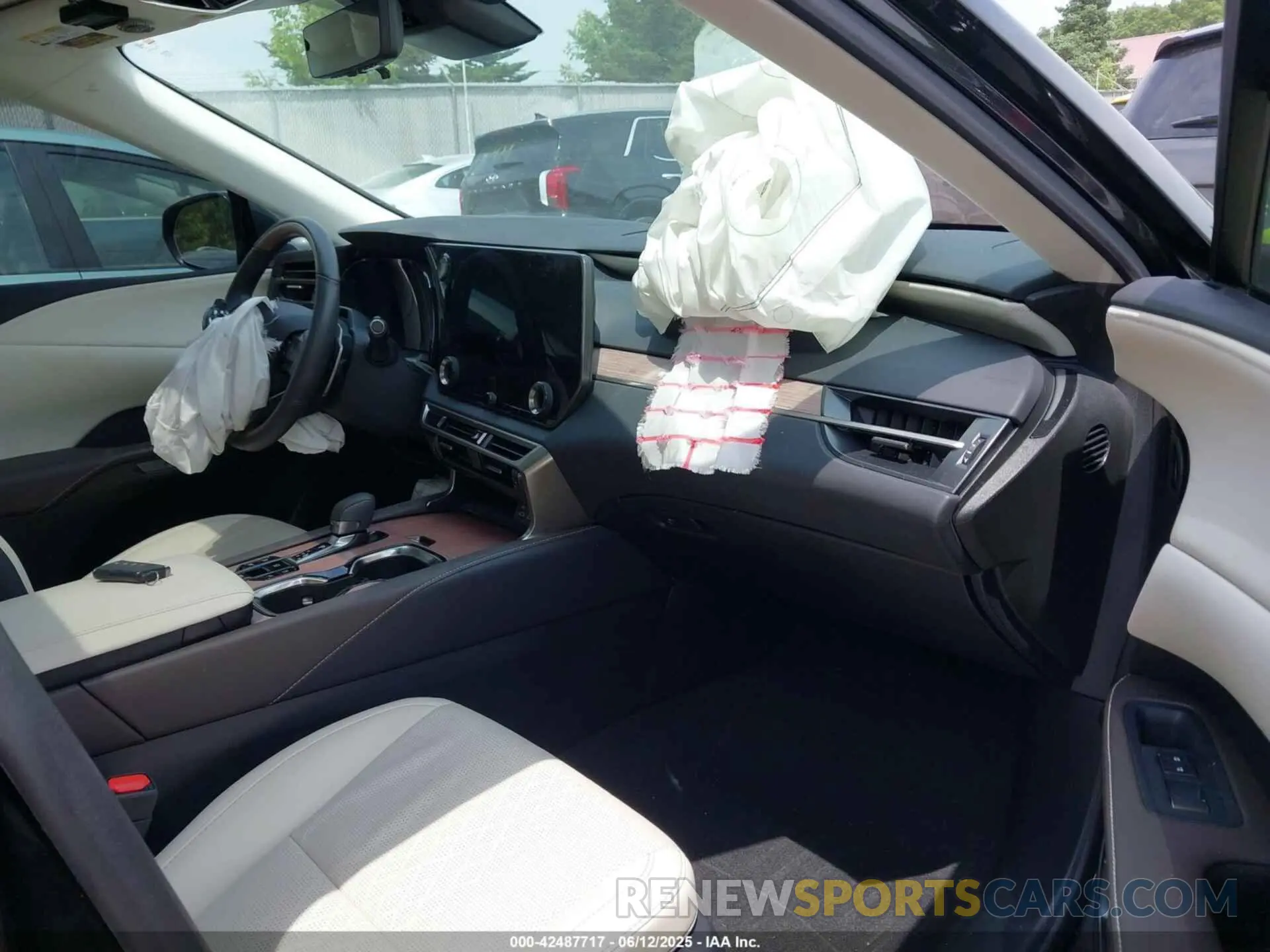 5 Photograph of a damaged car 2T2BAMCA6PC021707 LEXUS RX 350 2023