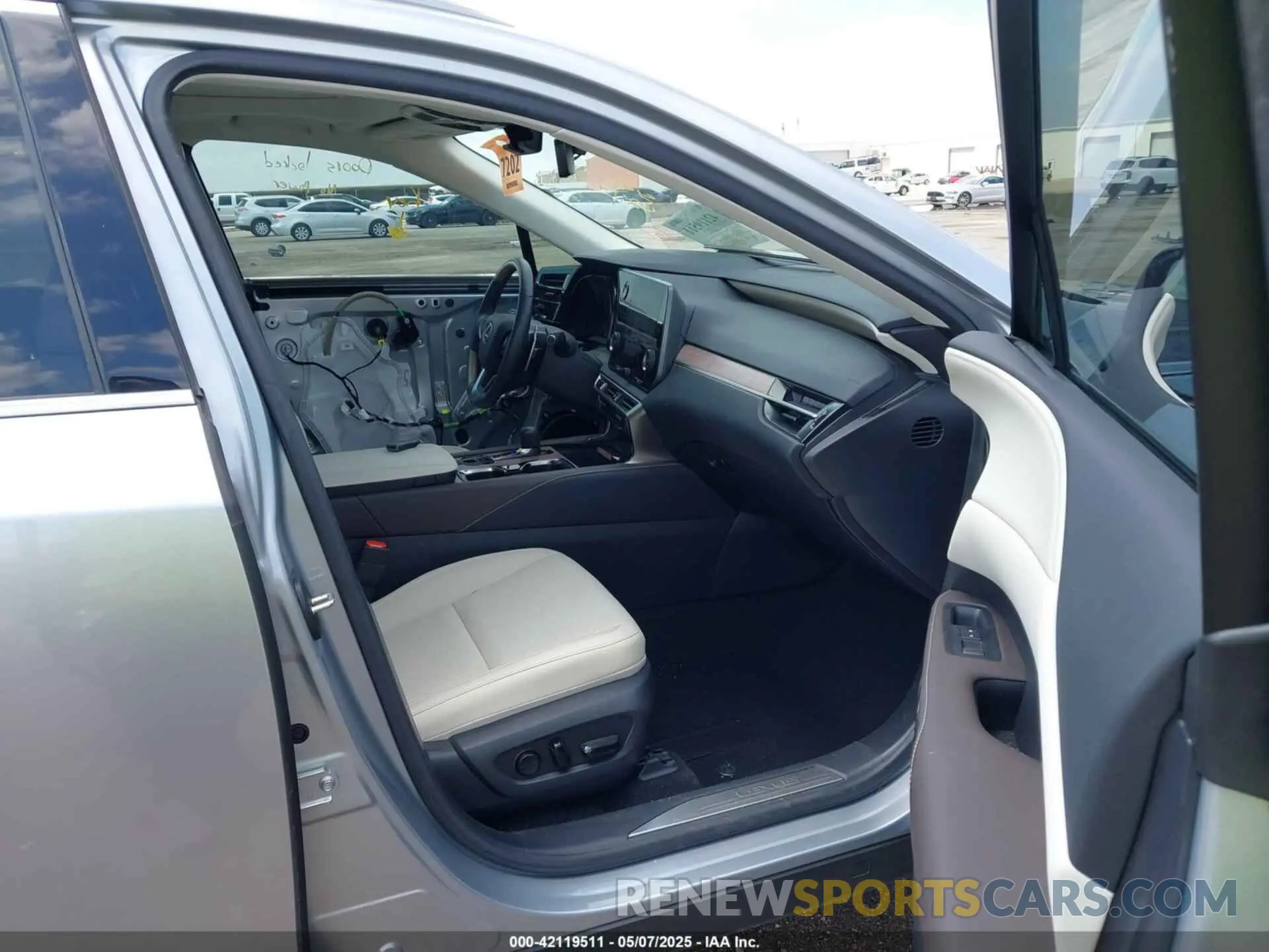 5 Photograph of a damaged car JTJCHMAA8P2000246 LEXUS RX 350 2023