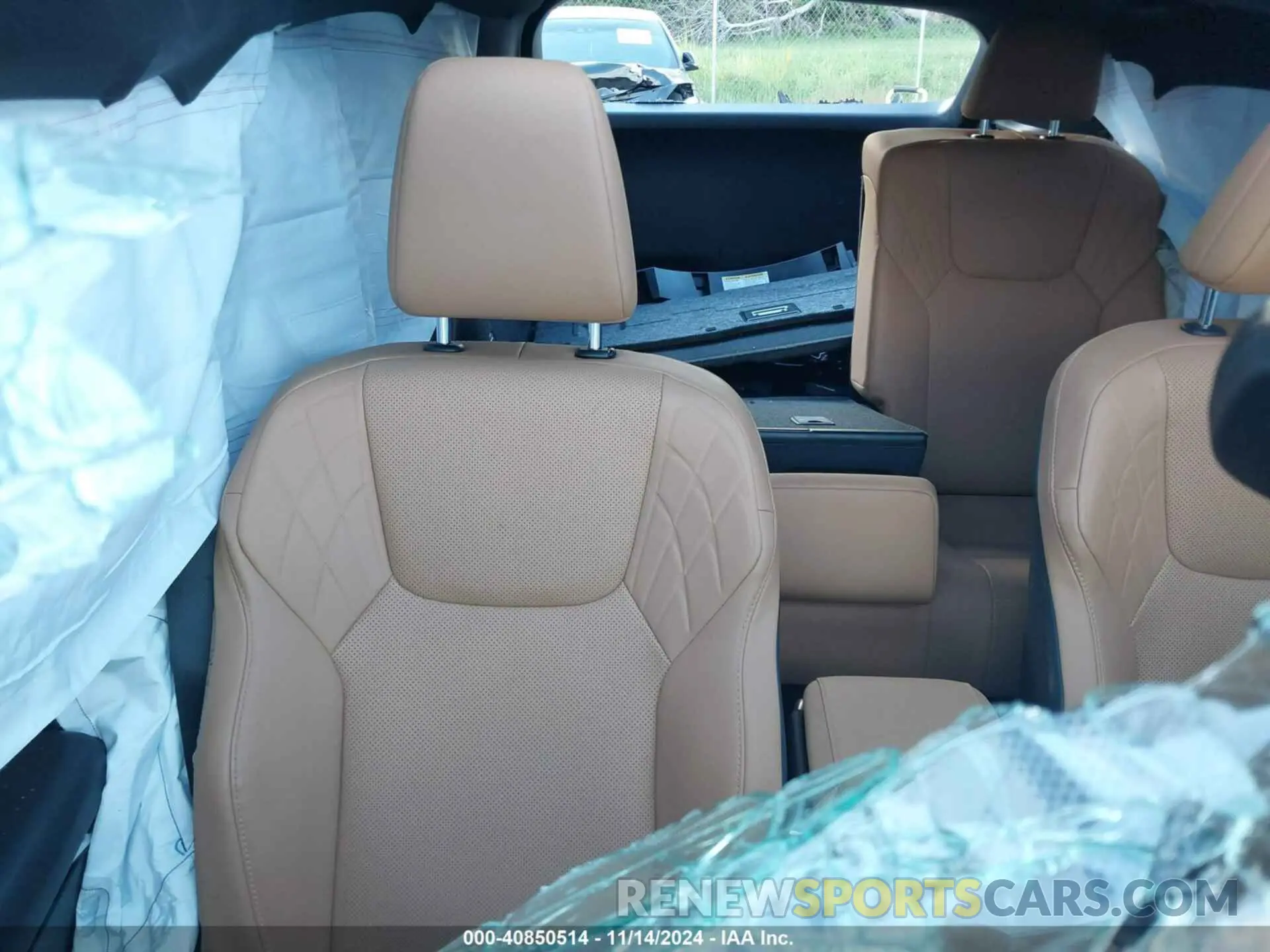 5 Photograph of a damaged car JTJCHMAAXP2001561 LEXUS RX 350 2023