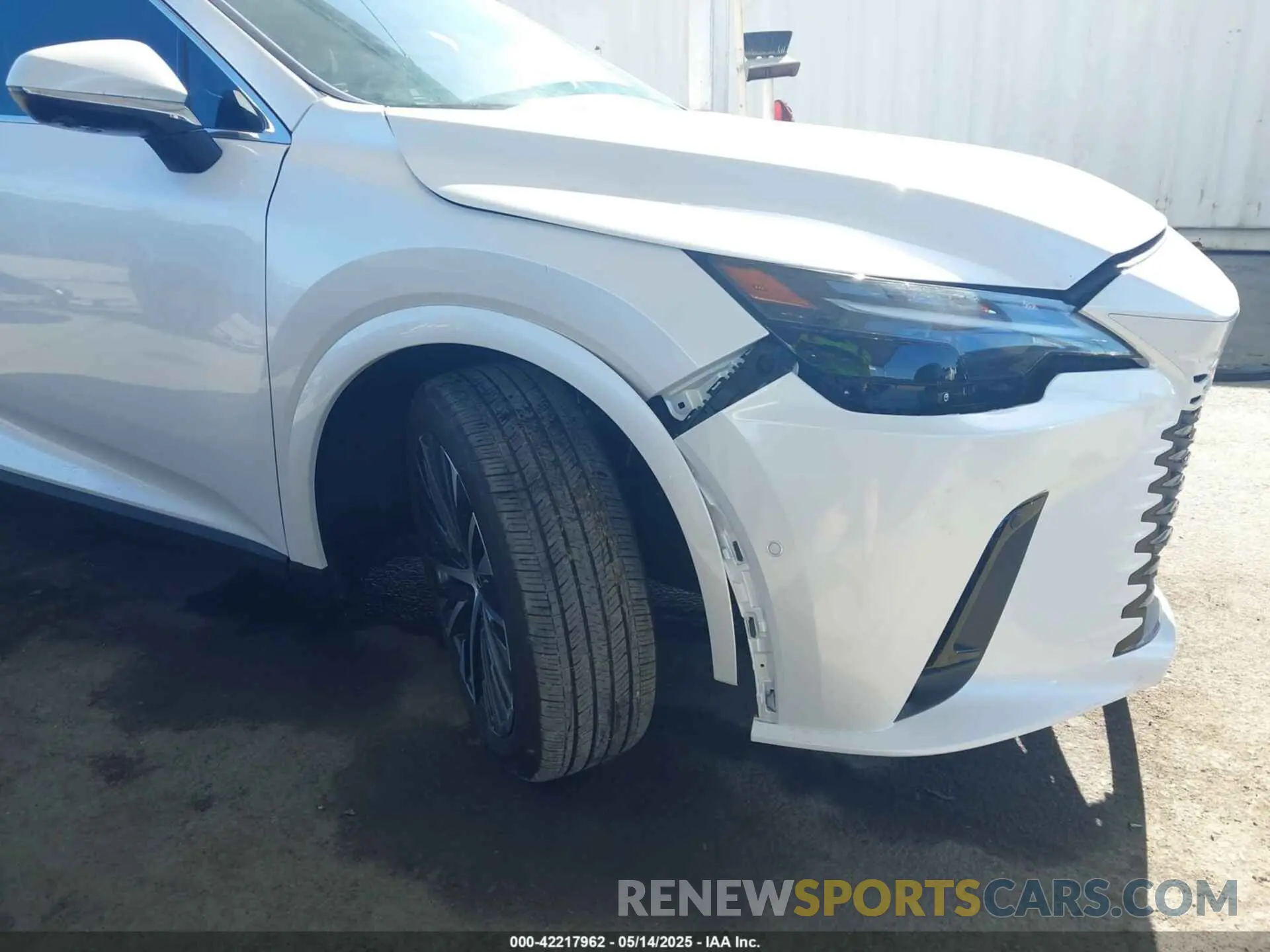 18 Photograph of a damaged car 2T2BAMBA0RC028513 LEXUS RX 350 2024
