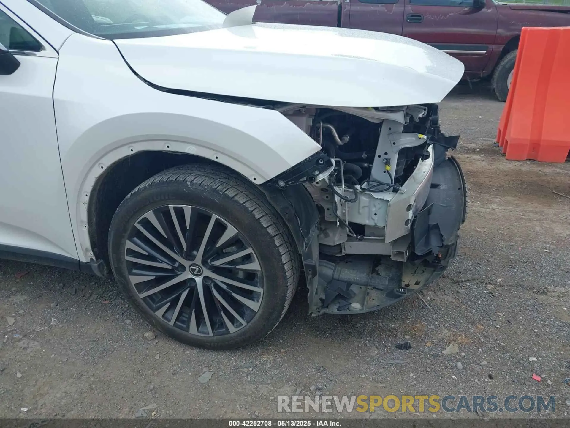 6 Photograph of a damaged car 2T2BAMBA4RC028661 LEXUS RX 350 2024