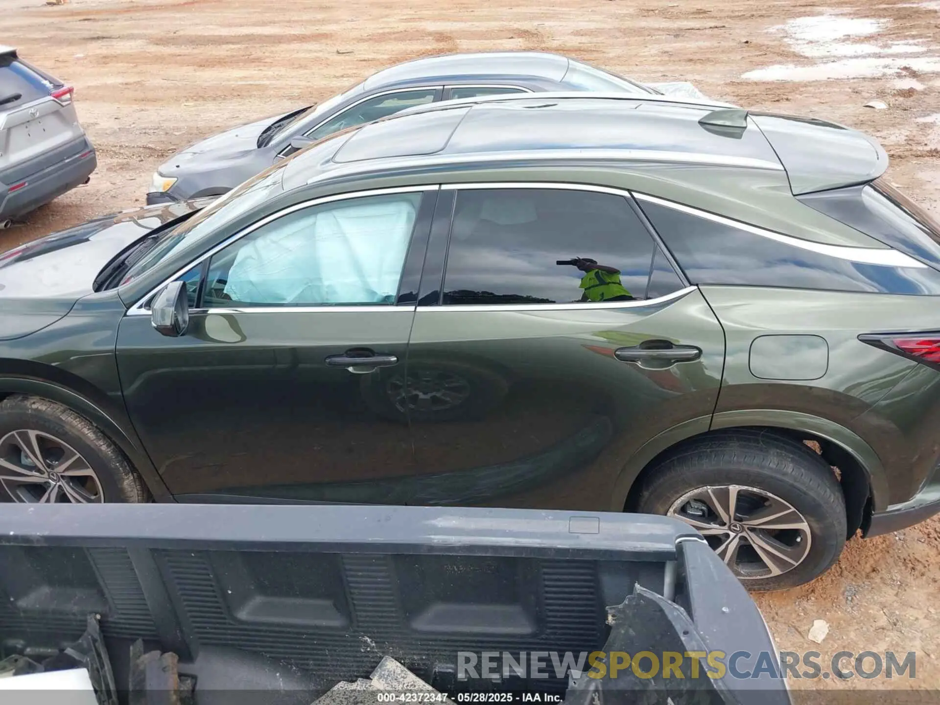14 Photograph of a damaged car 2T2BAMBA7RC040027 LEXUS RX 350 2024