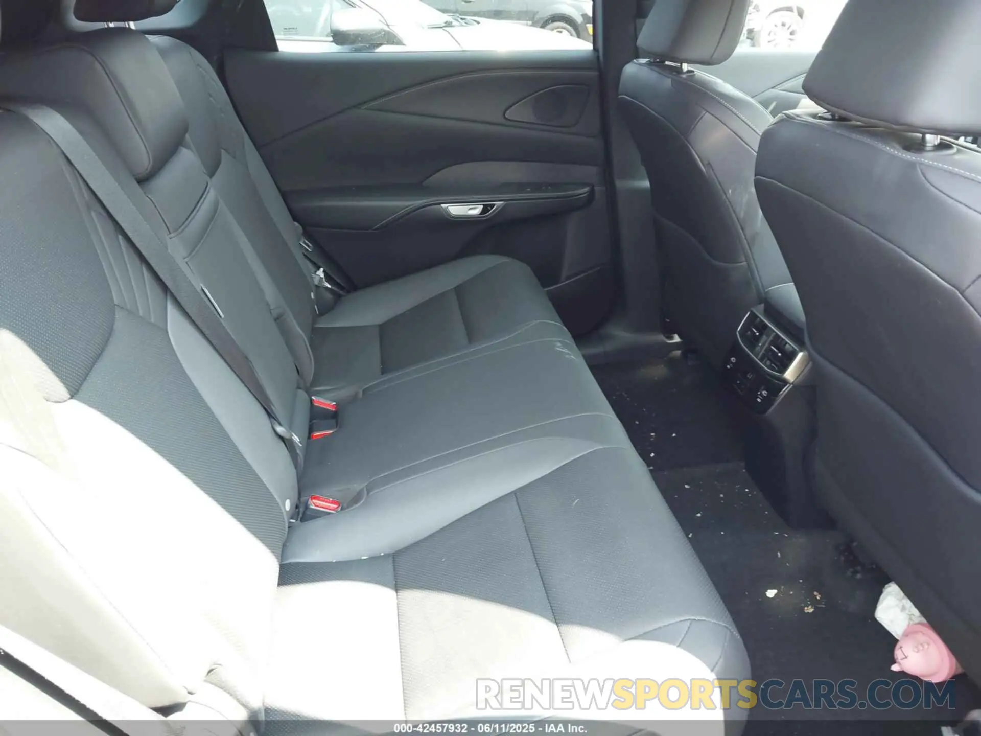 8 Photograph of a damaged car 2T2BAMCA0RC040188 LEXUS RX 350 2024