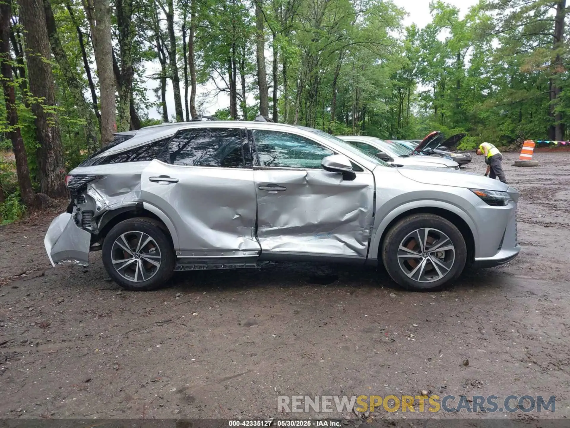 14 Photograph of a damaged car 2T2BAMCA7RC041967 LEXUS RX 350 2024