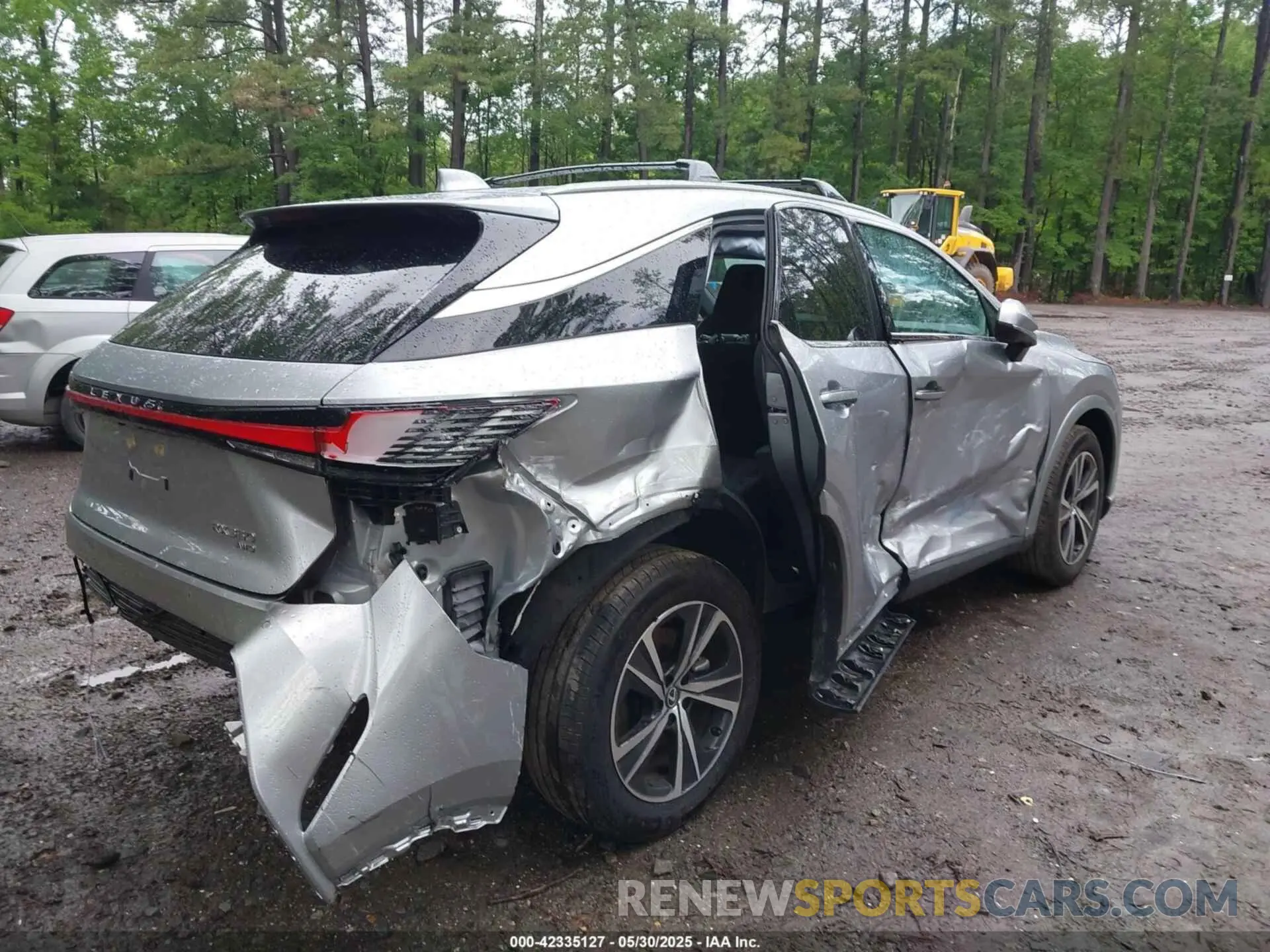 4 Photograph of a damaged car 2T2BAMCA7RC041967 LEXUS RX 350 2024