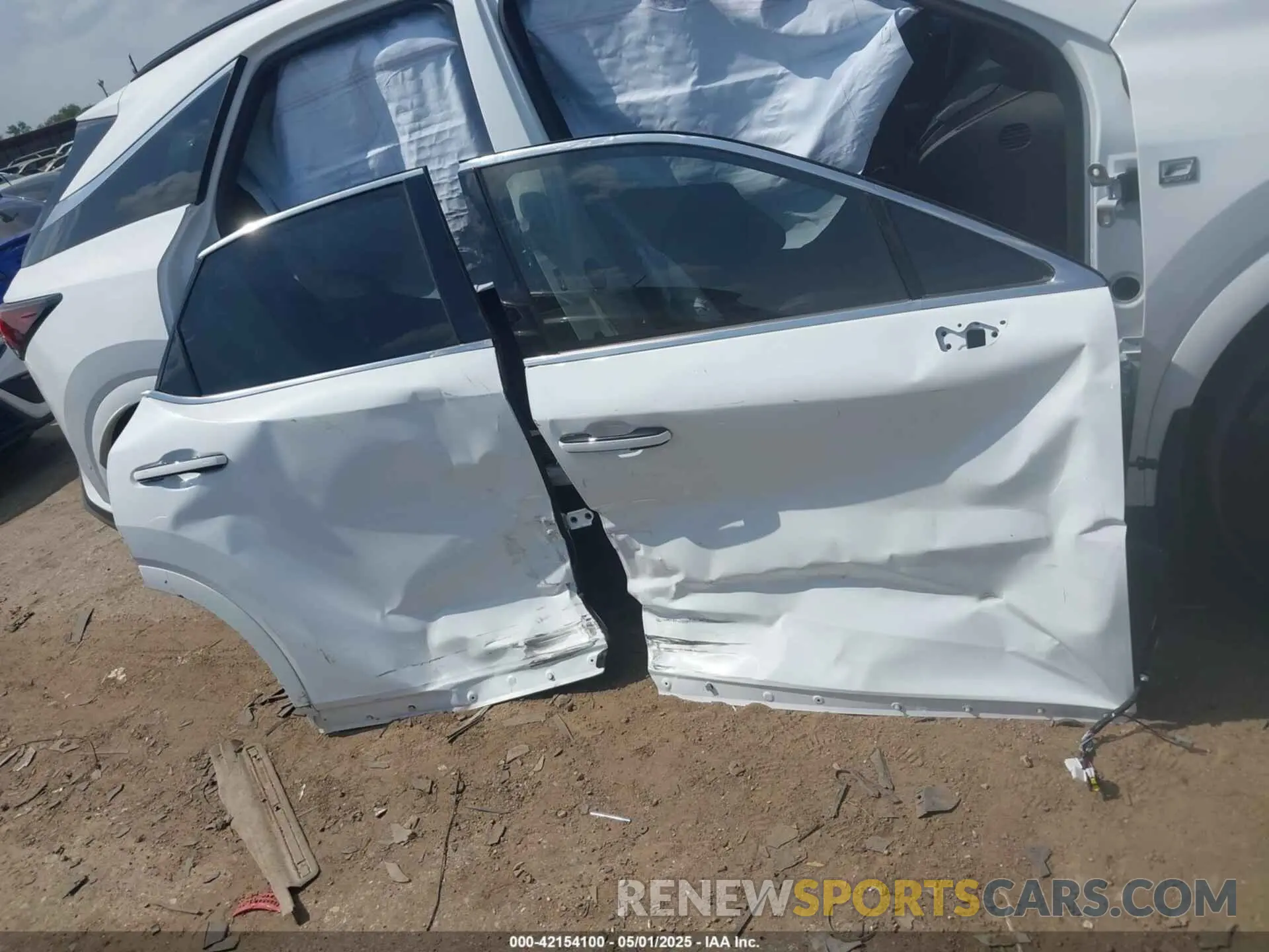 12 Photograph of a damaged car 2T2BAMCA7RC043492 LEXUS RX 350 2024